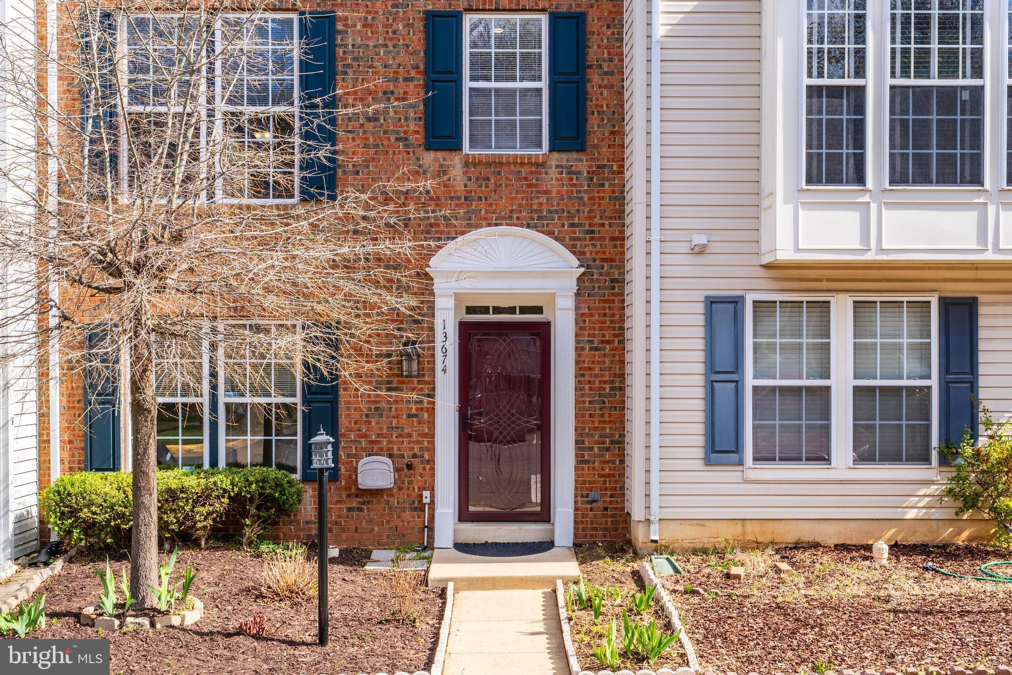 WELLESLEY - Residential
