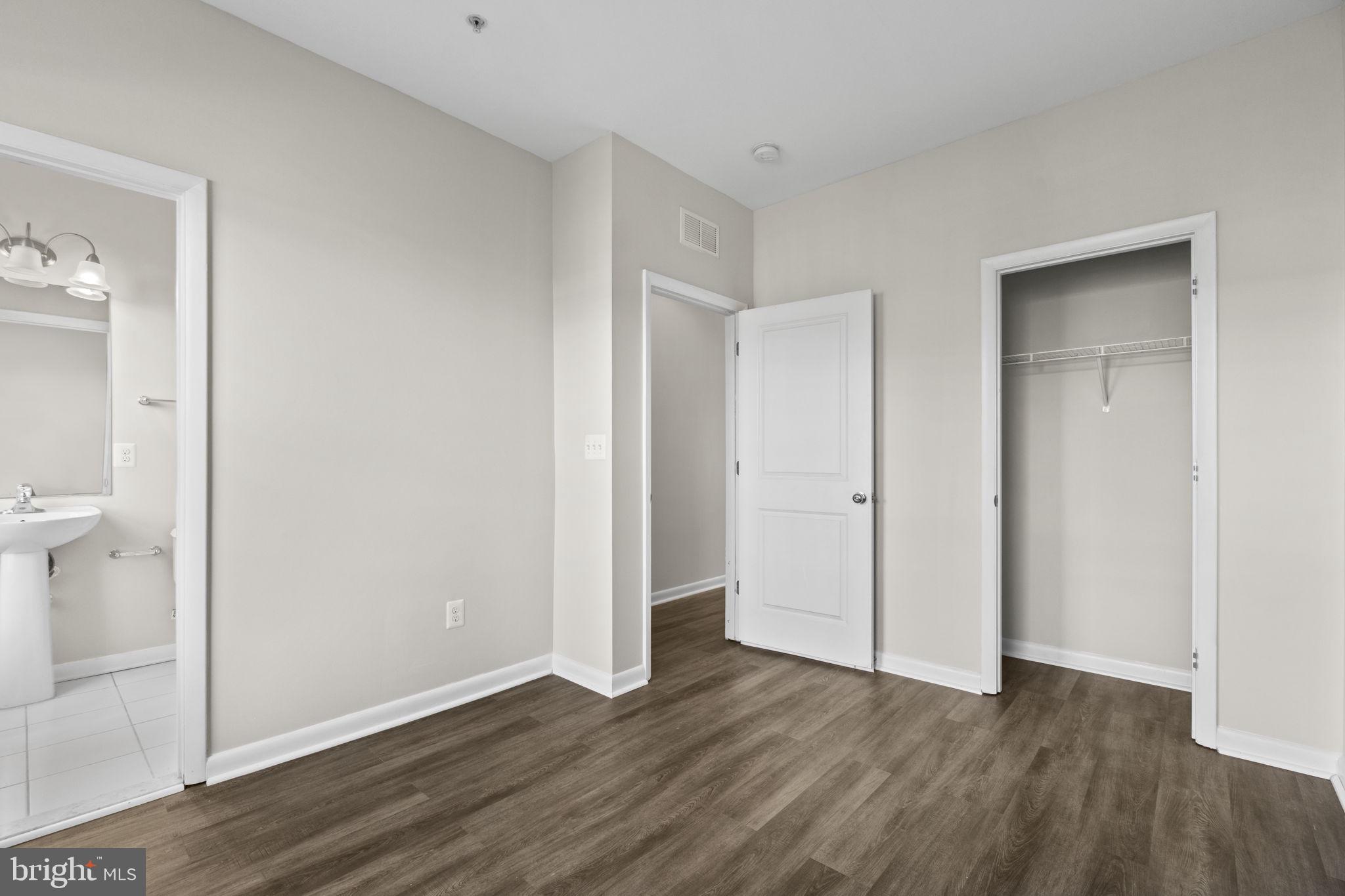 CROWN - Residential