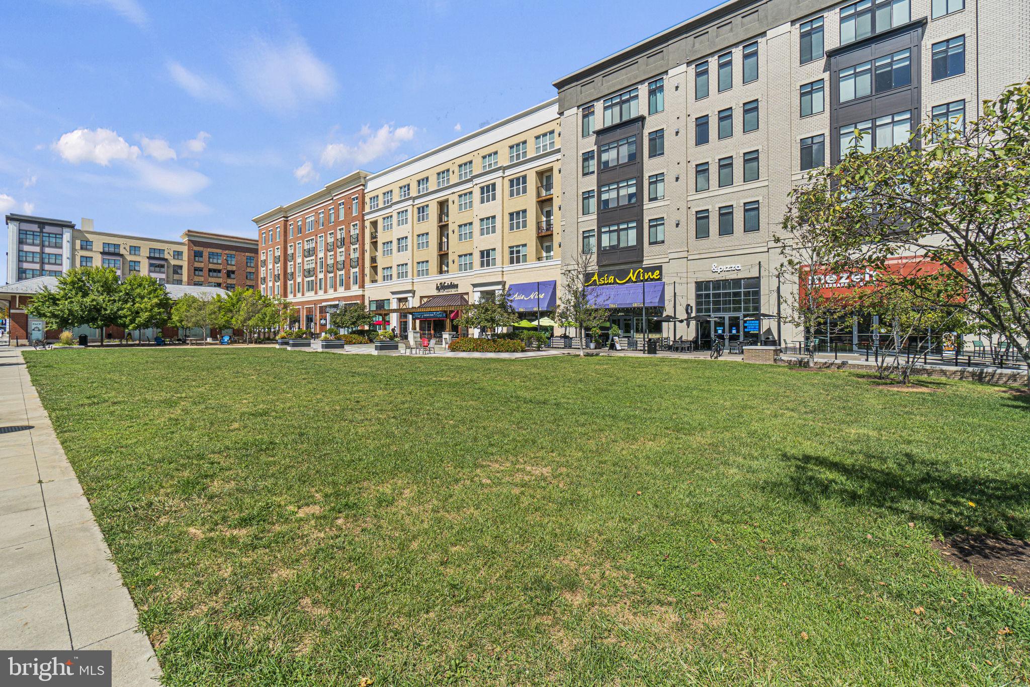 CROWN - Residential