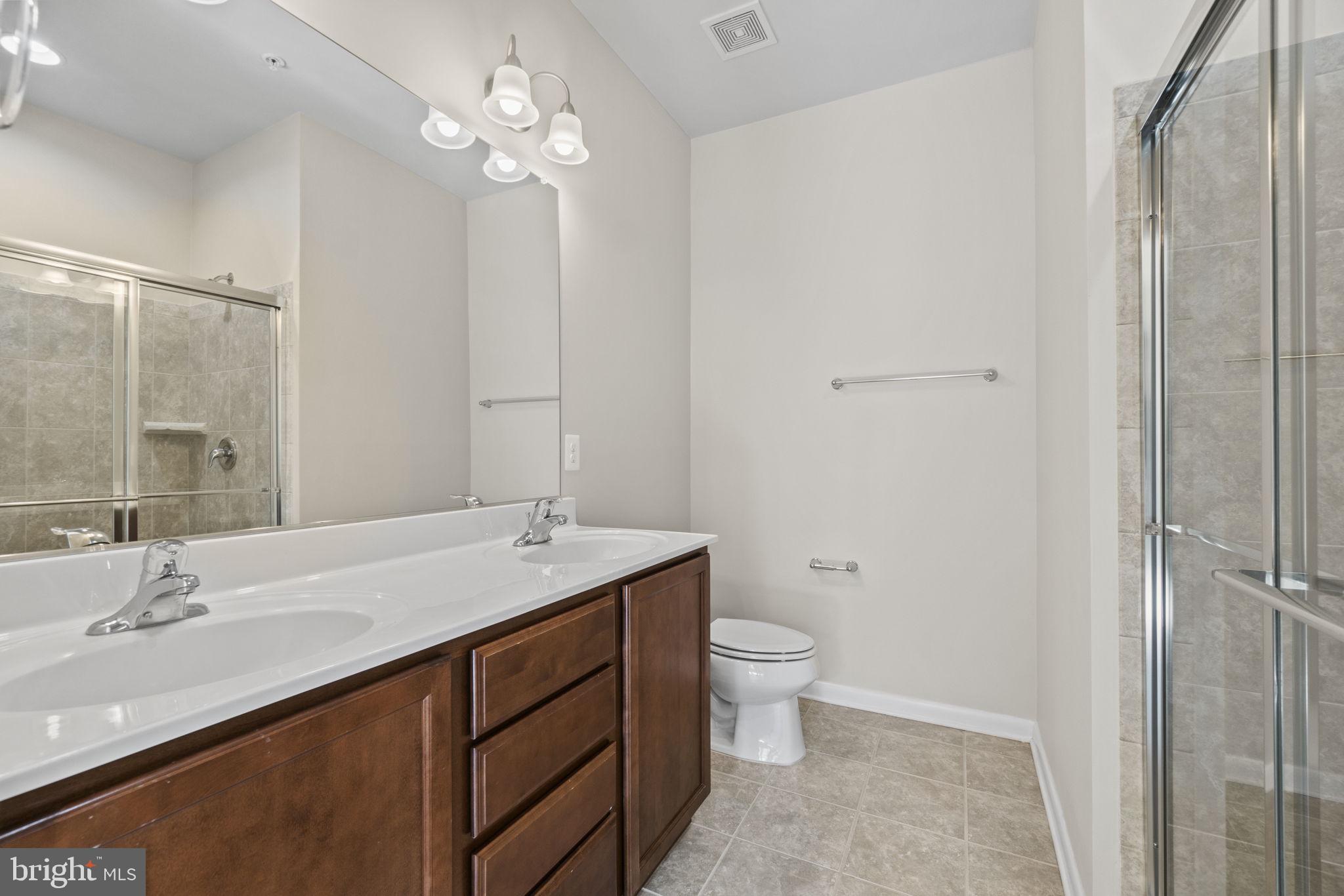 CROWN - Residential