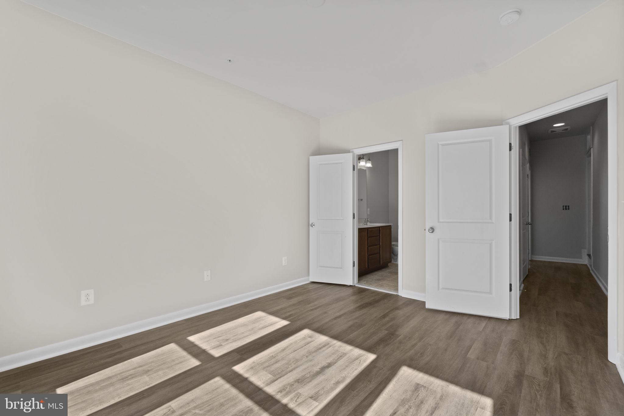 CROWN - Residential