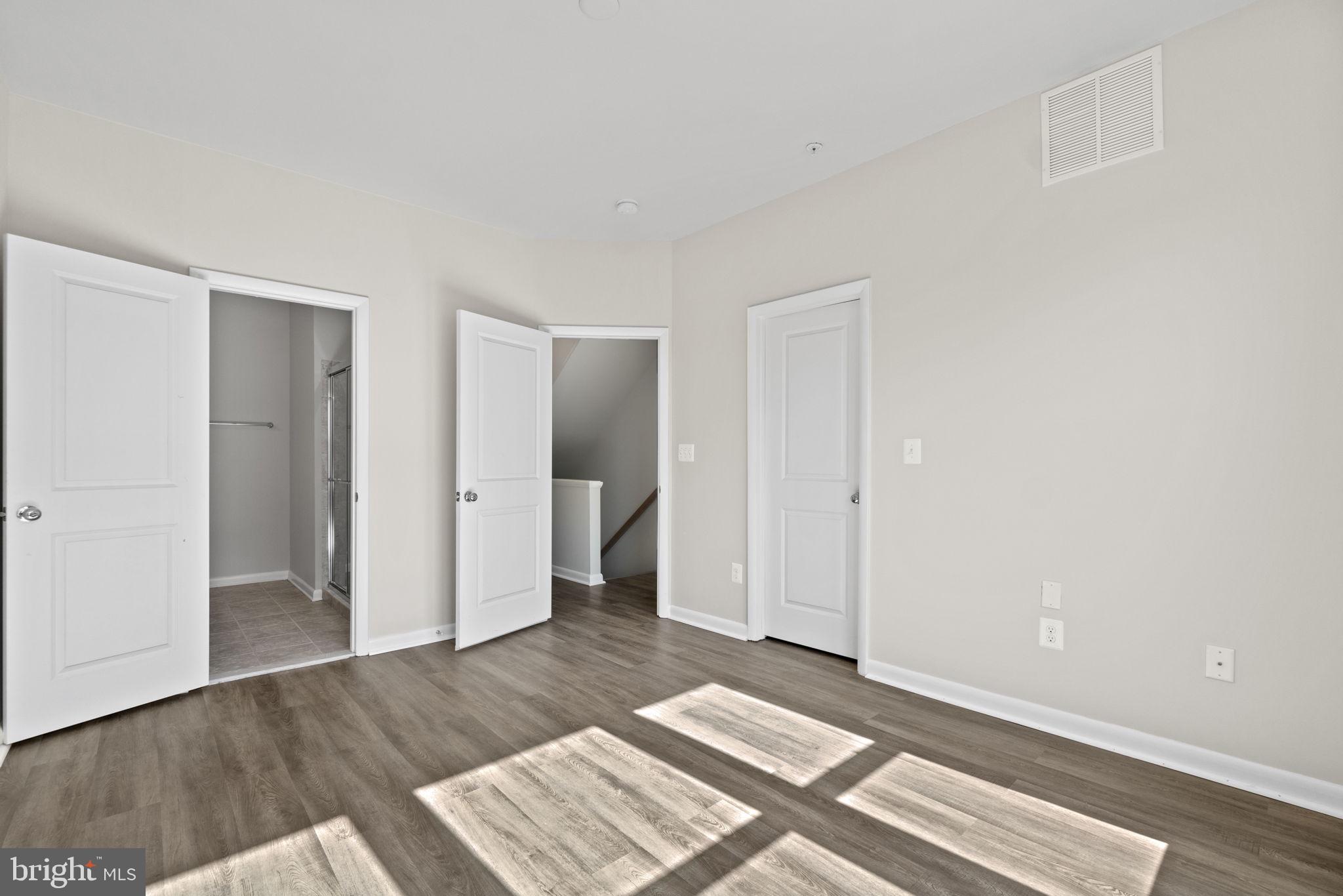 CROWN - Residential