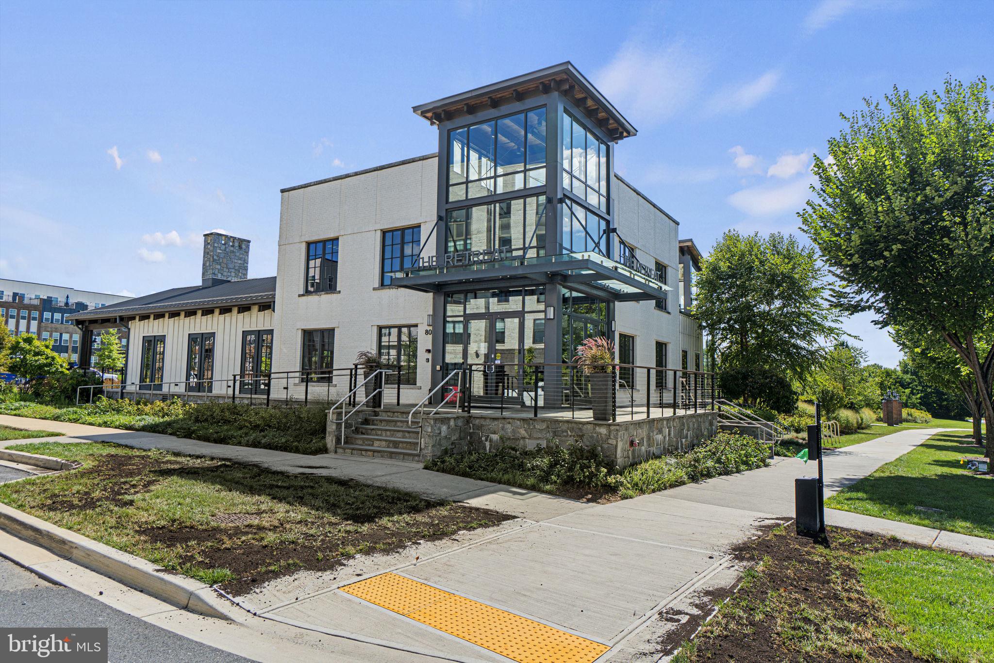 CROWN - Residential