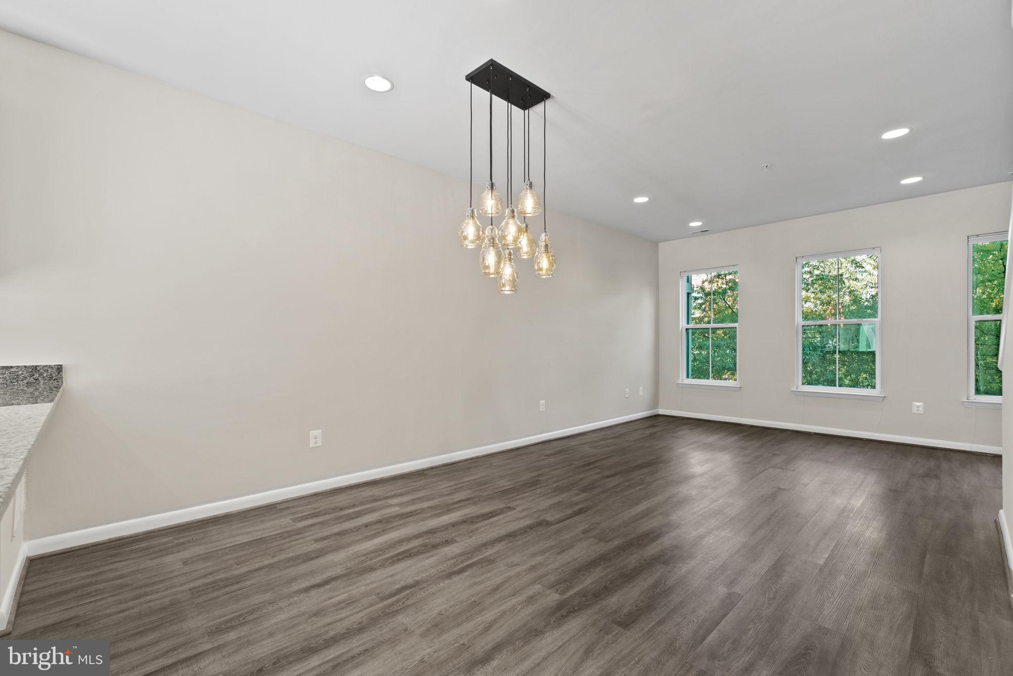 CROWN - Residential