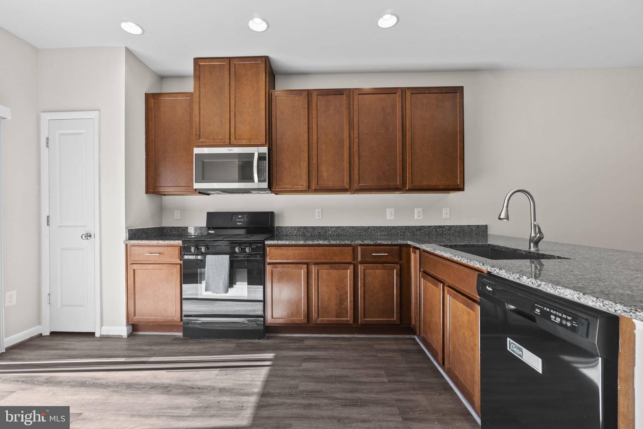 CROWN - Residential