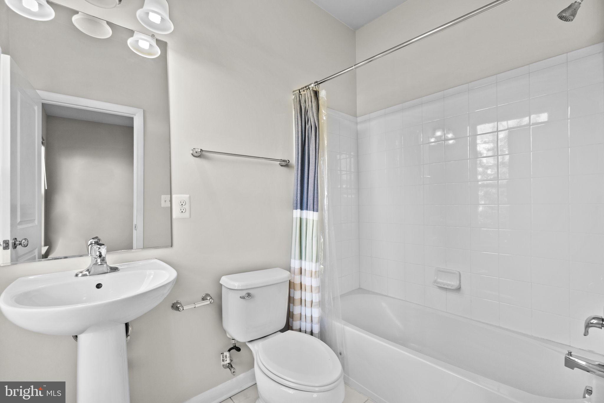 CROWN - Residential