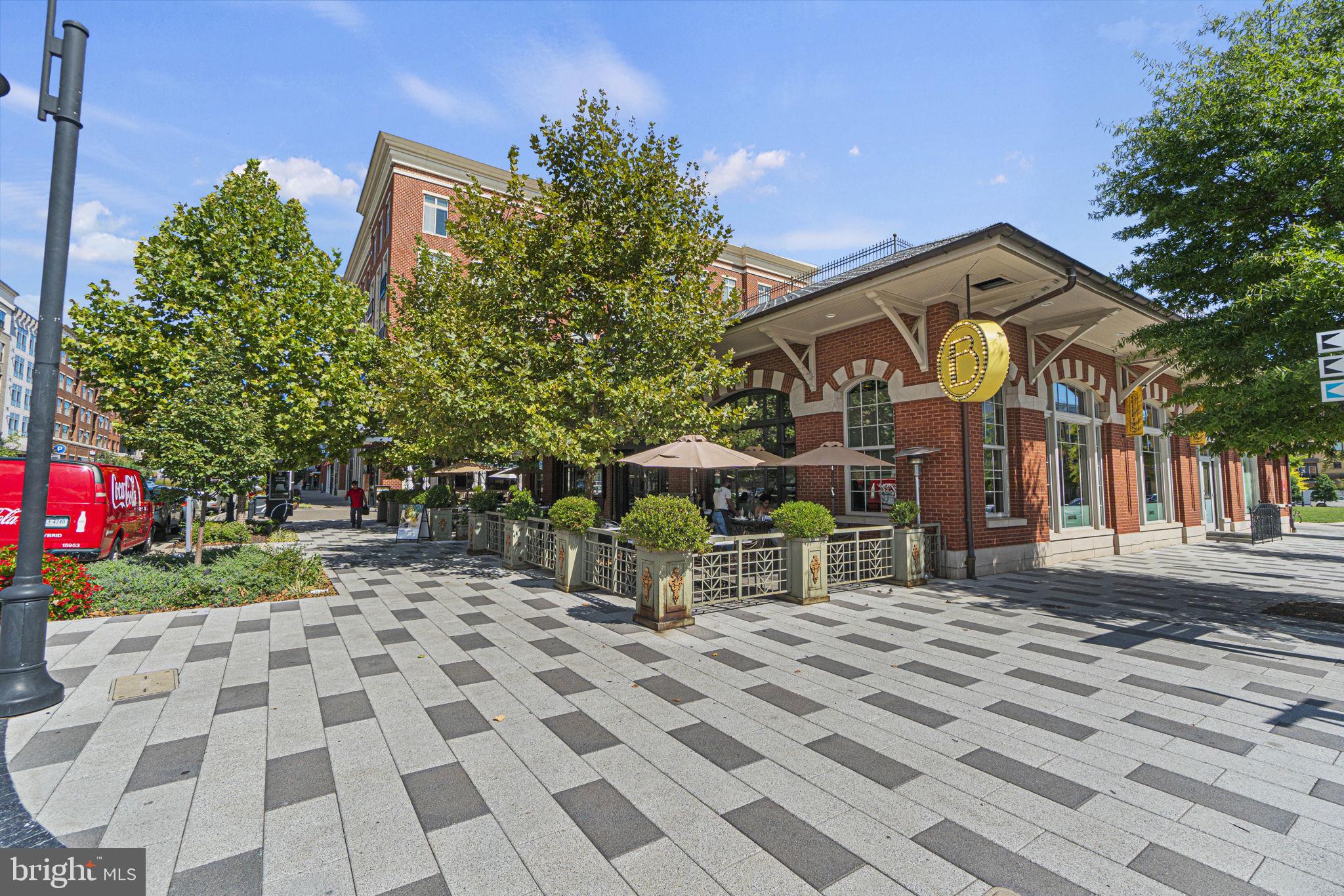 CROWN - Residential