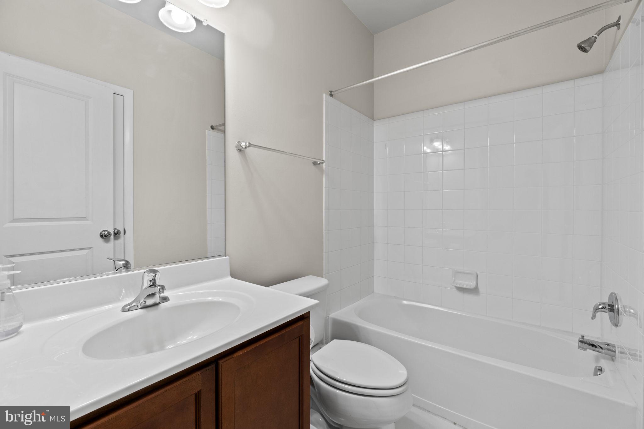 CROWN - Residential
