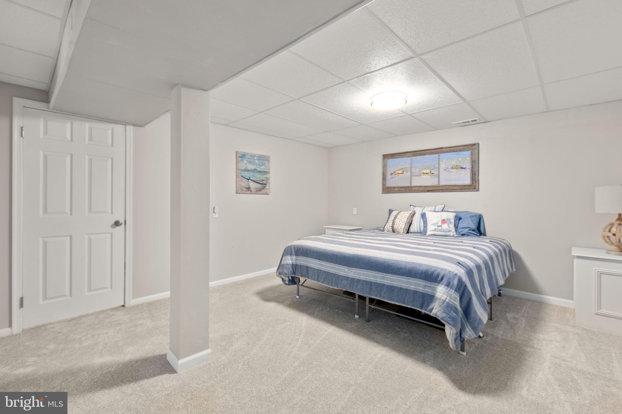 LAKE CAROLINE - Residential