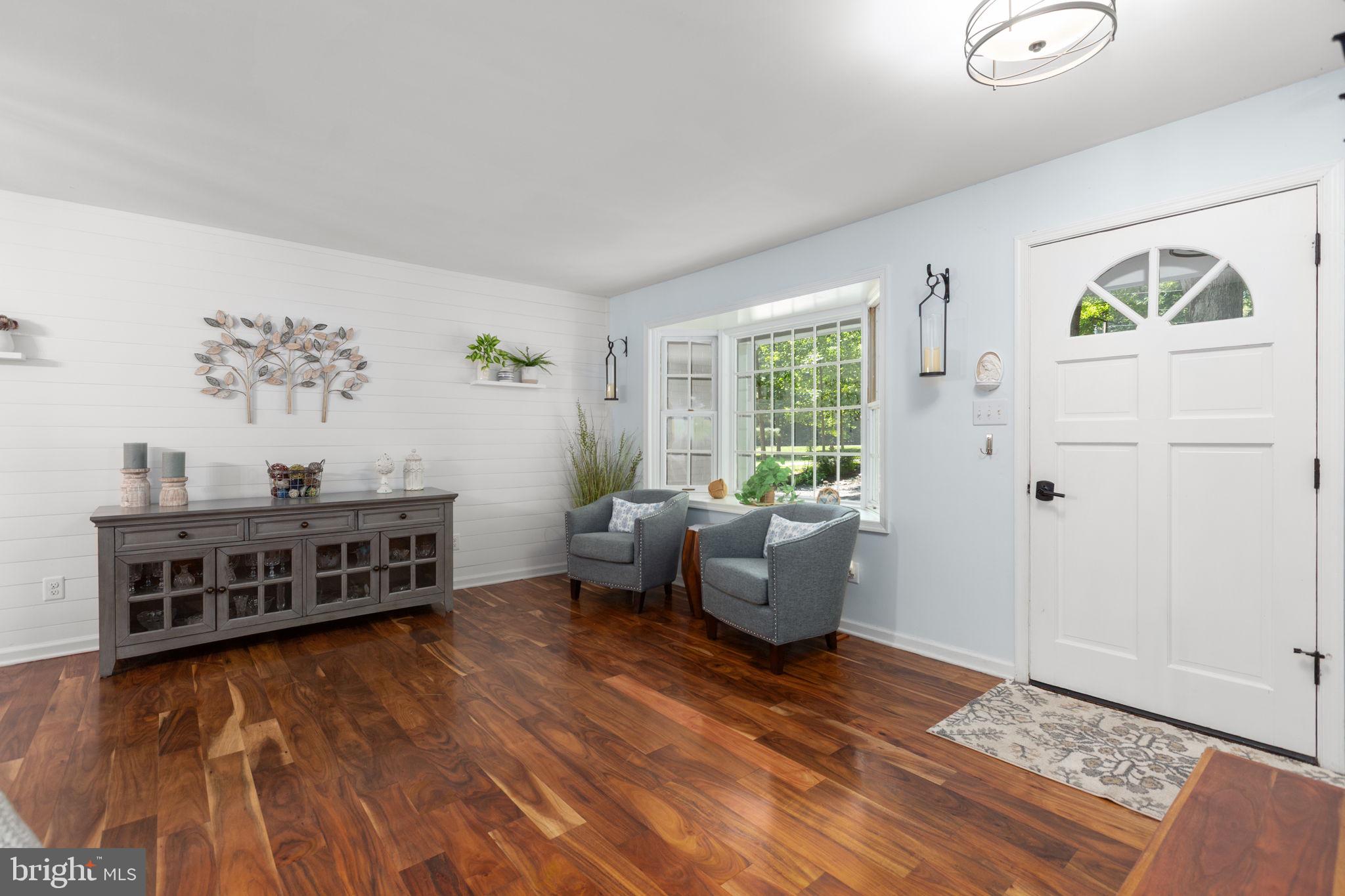 LAKE CAROLINE - Residential
