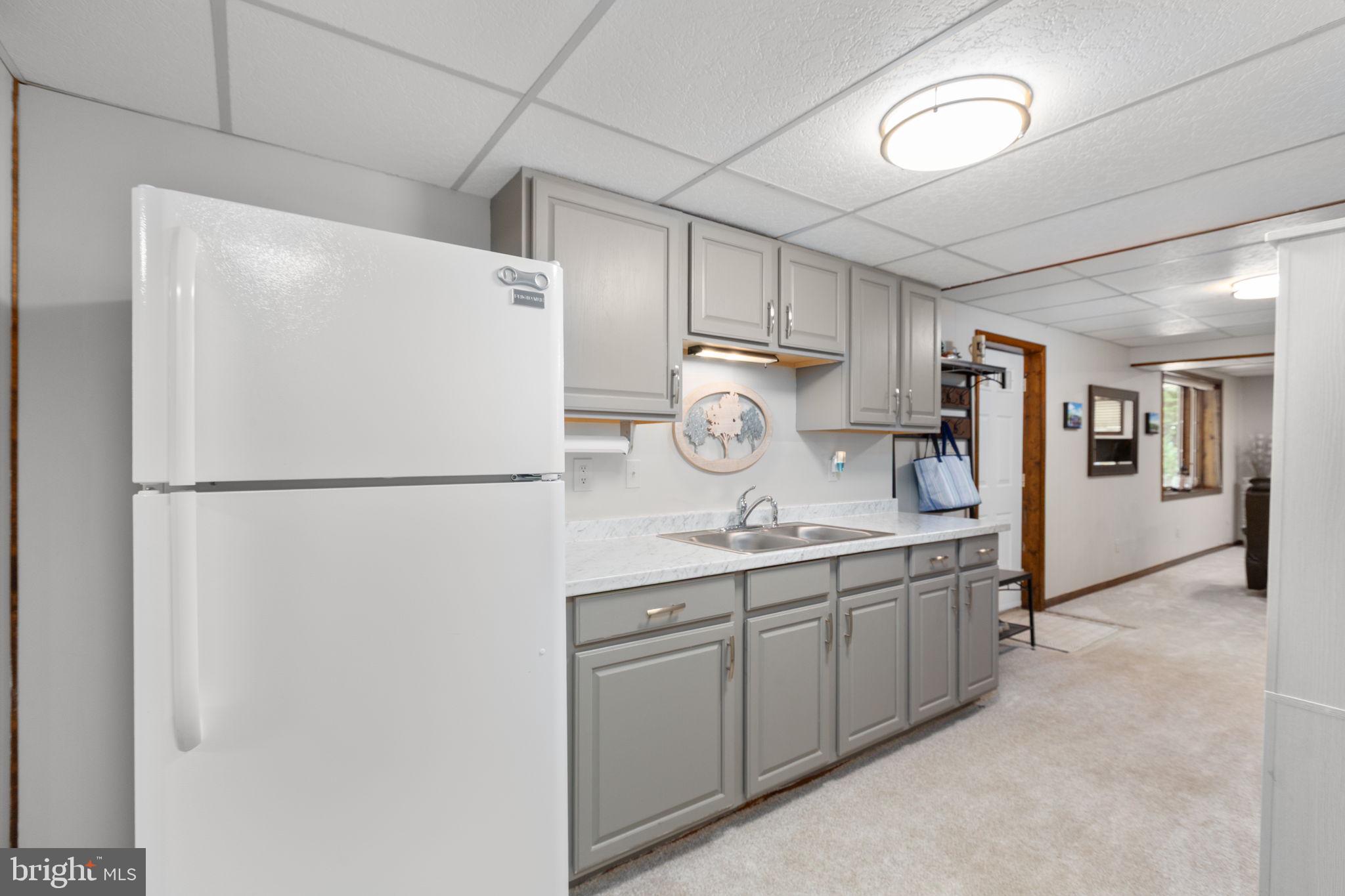 LAKE CAROLINE - Residential