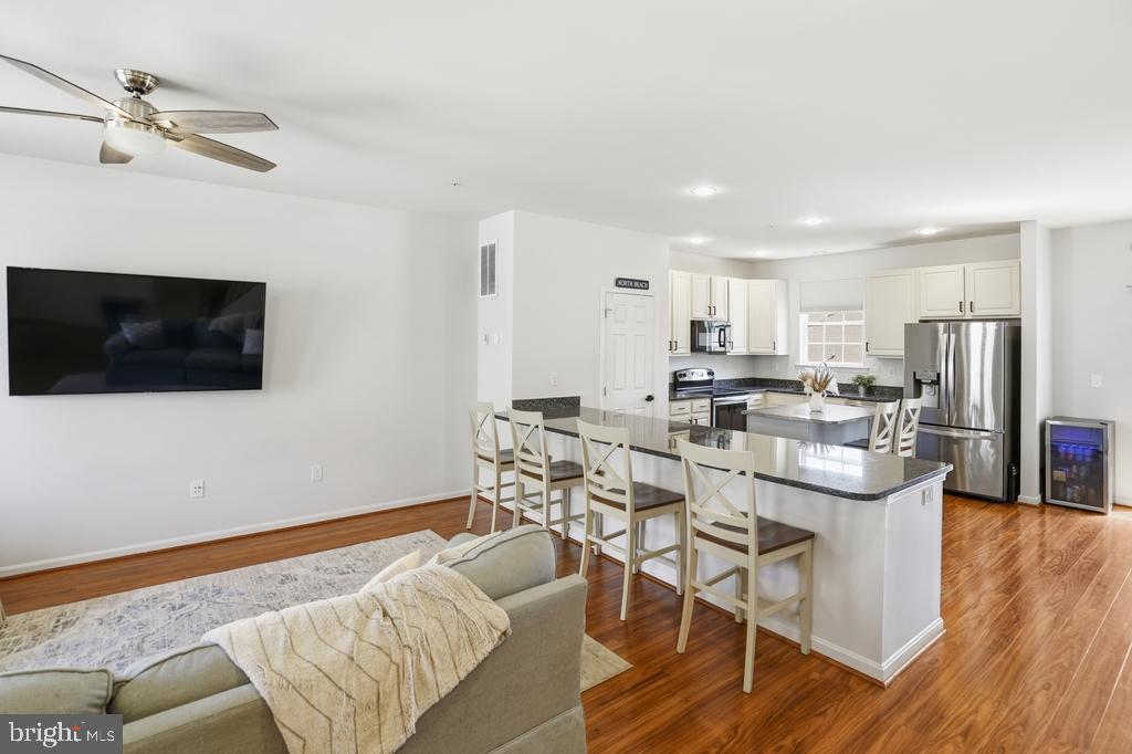 SAN FRANCISCO BY THE BAY - Residential