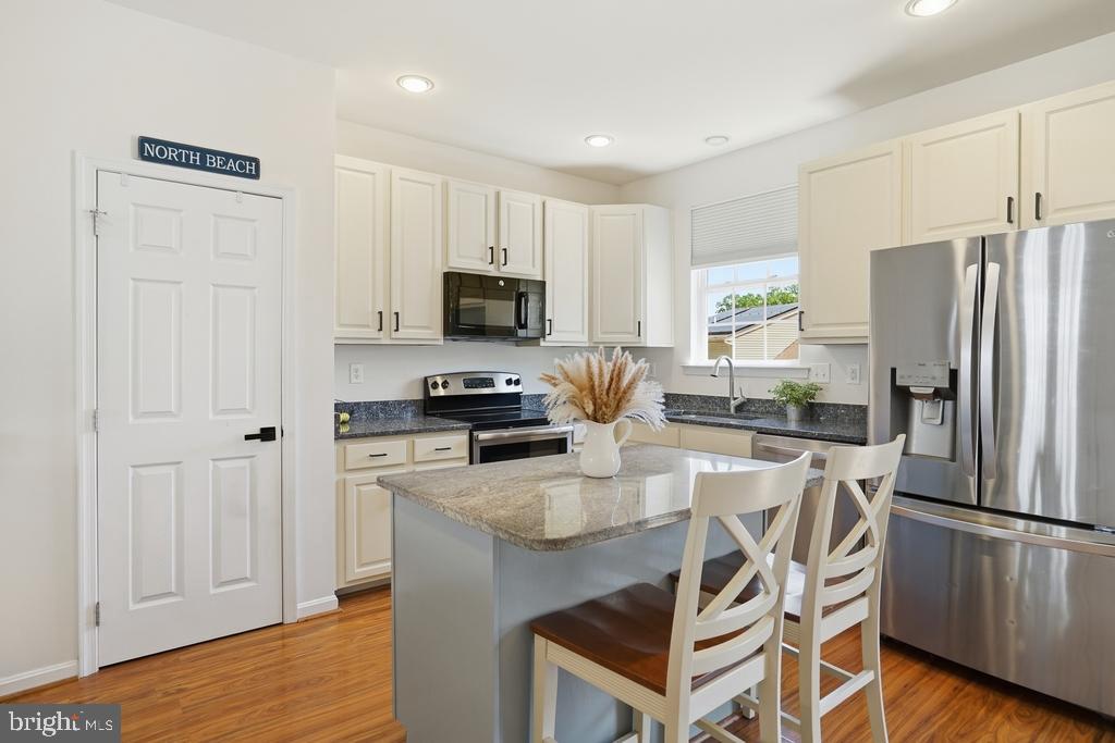 SAN FRANCISCO BY THE BAY - Residential