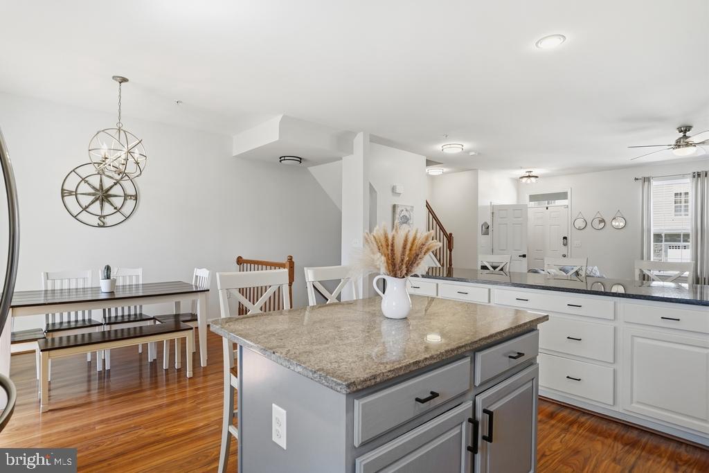SAN FRANCISCO BY THE BAY - Residential