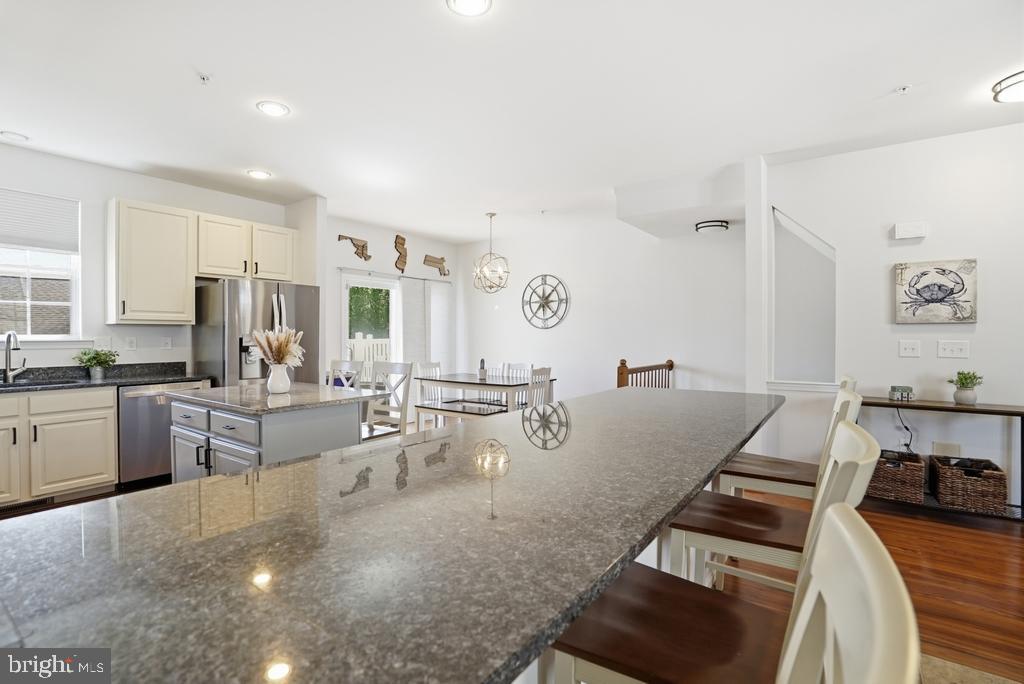 SAN FRANCISCO BY THE BAY - Residential