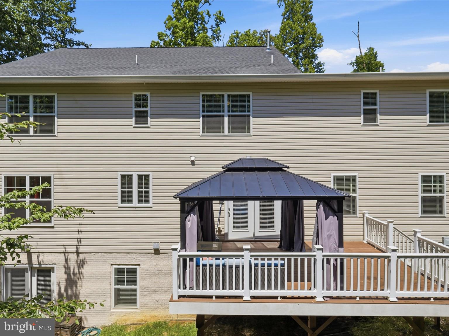 CAMP GEARY ESTATES - Residential