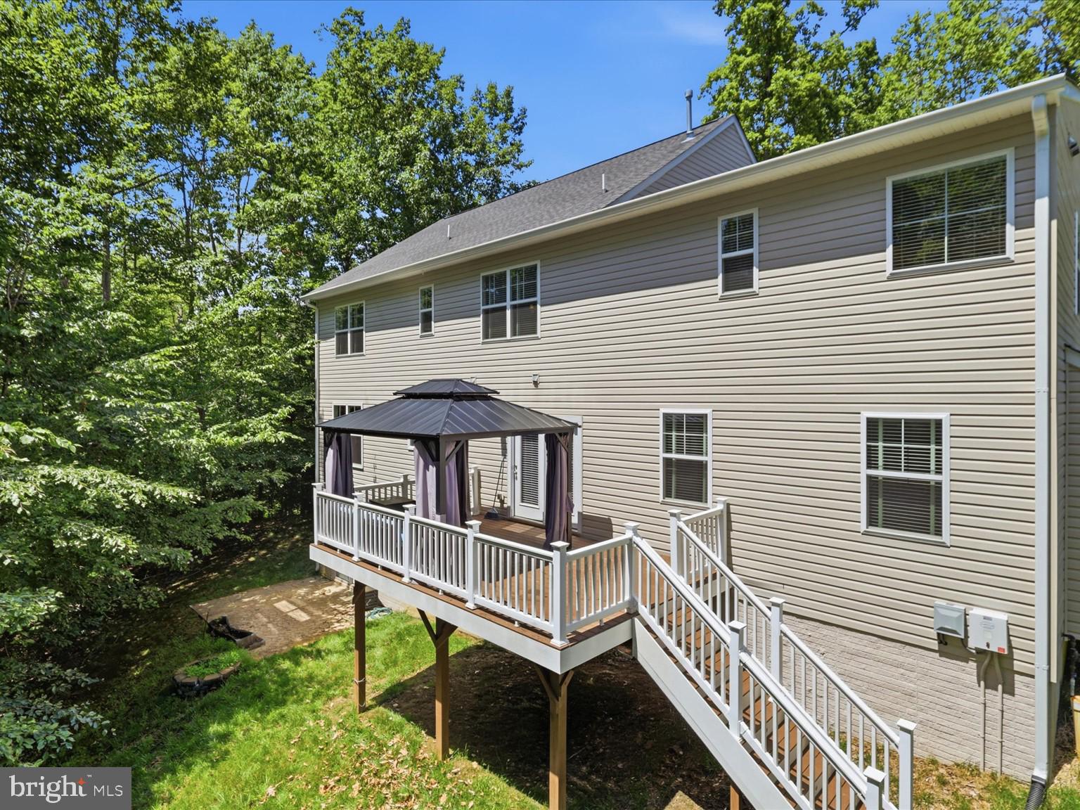CAMP GEARY ESTATES - Residential