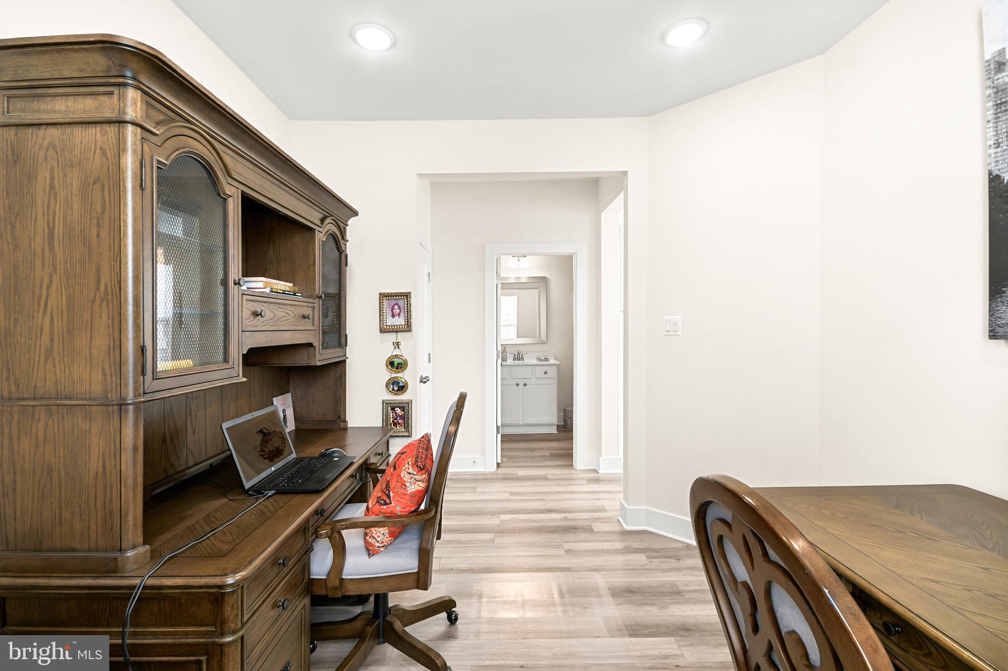 AMBLEBROOK - Residential