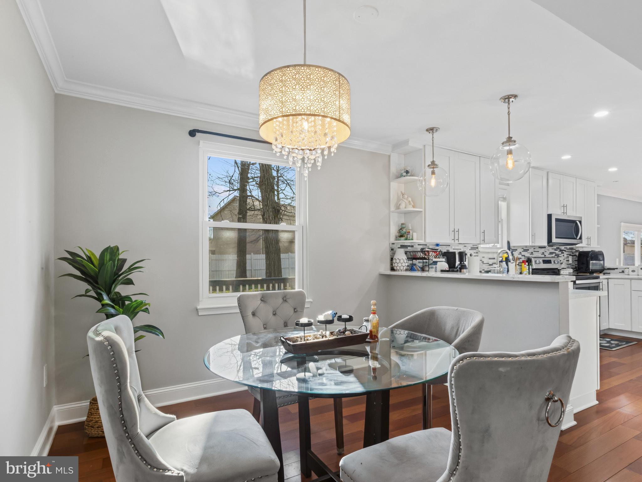 FOX RUN ESTATES - Residential