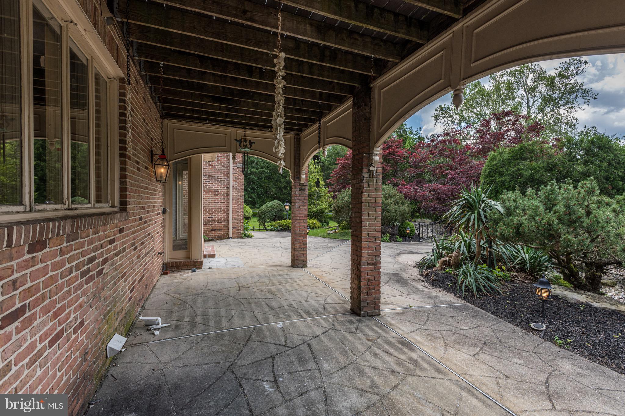 MERRY GO ROUND FARM - Residential