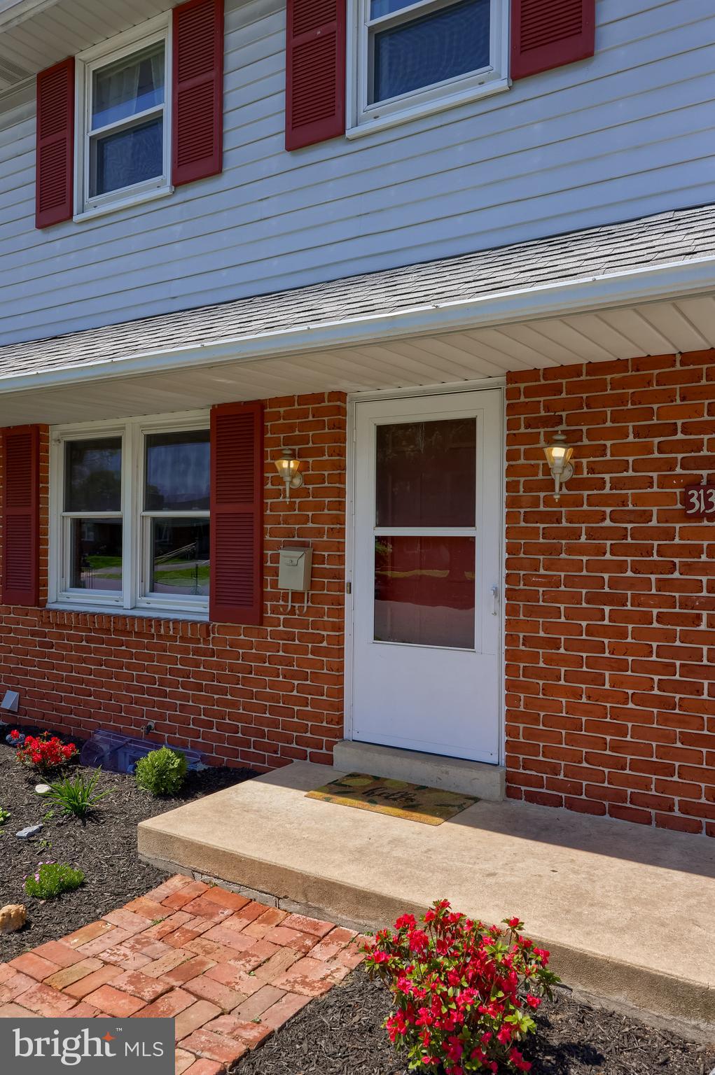 ELIZABETHTOWN BOROUGH - Residential