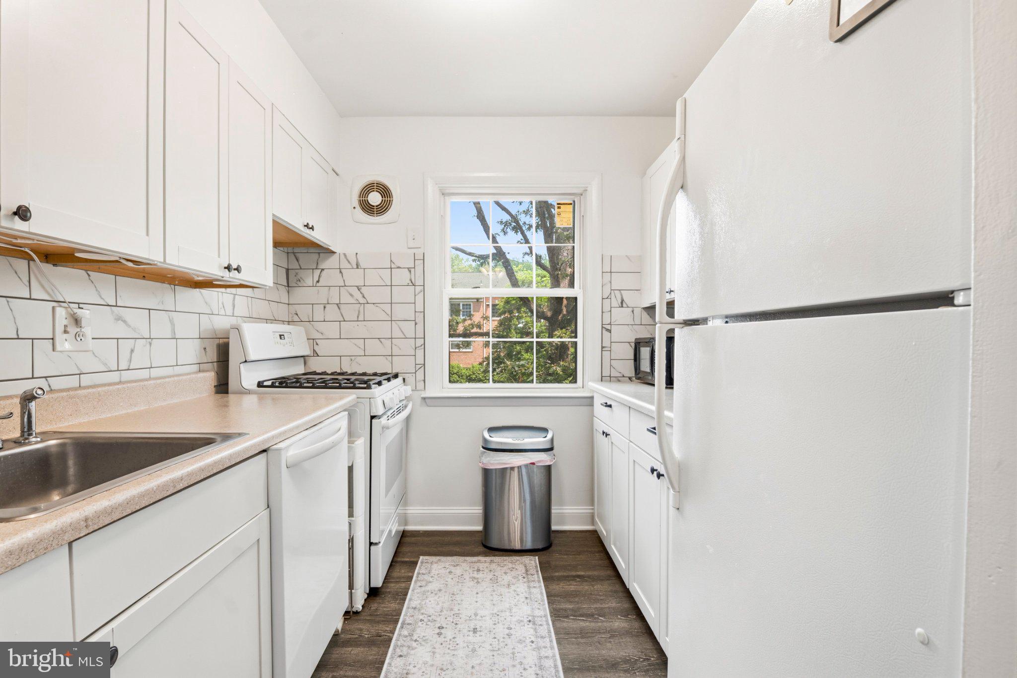 FOXCROFT COLONY - Residential