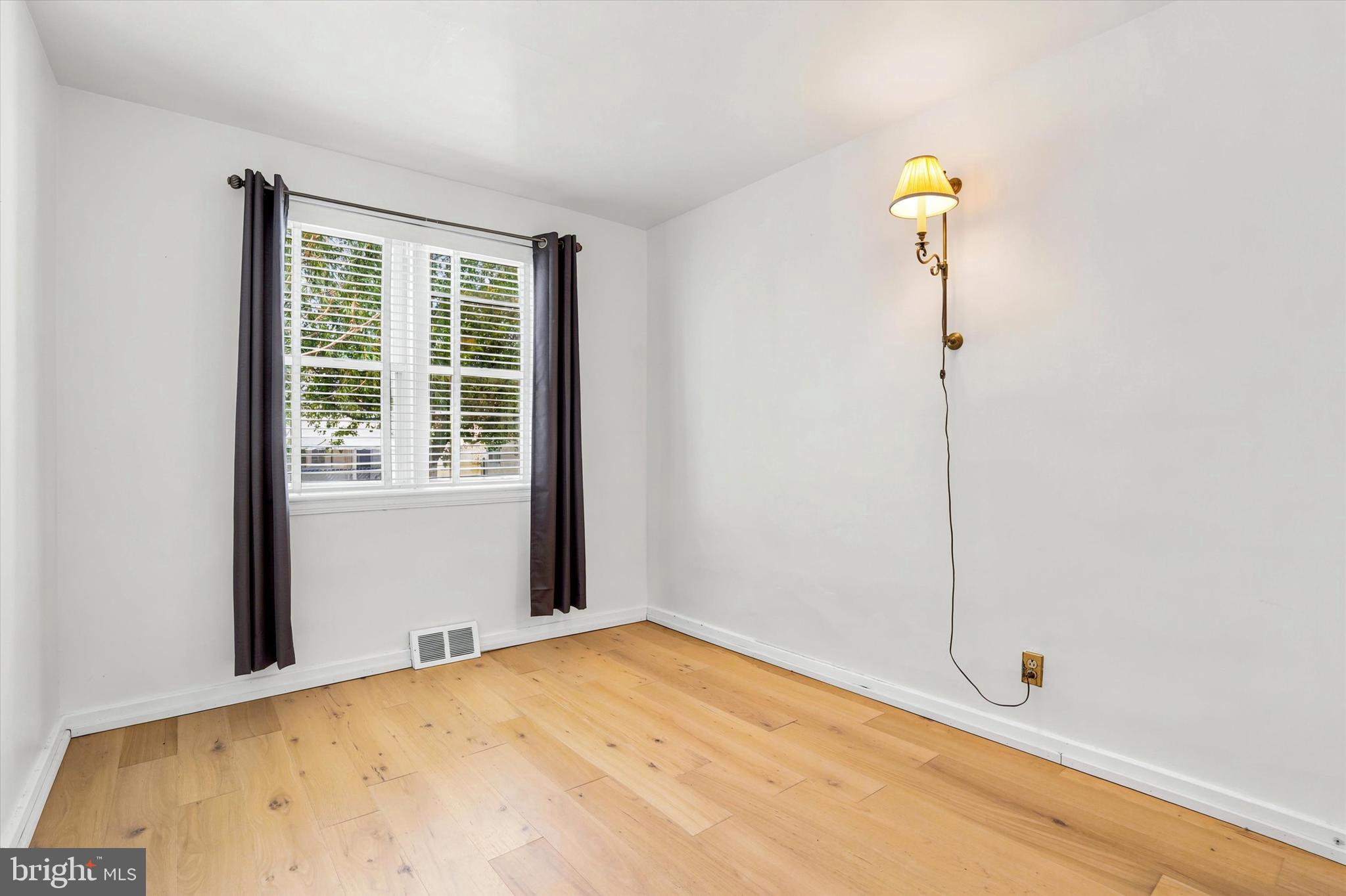 ACADEMY GARDENS - Residential