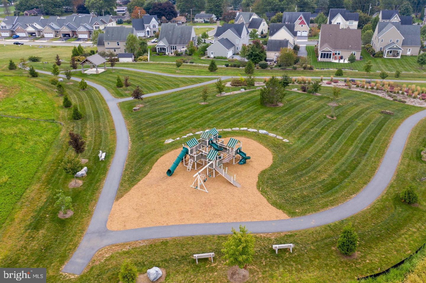 HAYDN MANOR - Residential