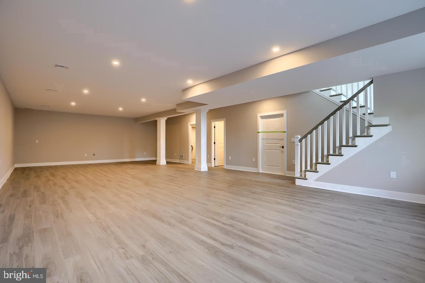 HAYDN MANOR - Residential