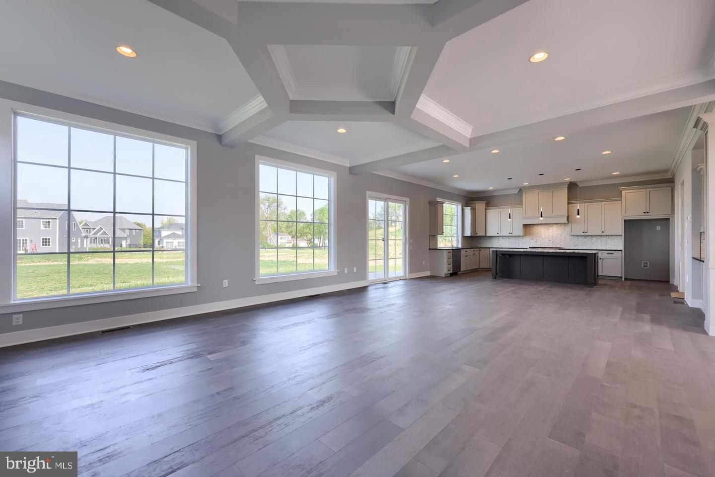 HAYDN MANOR - Residential