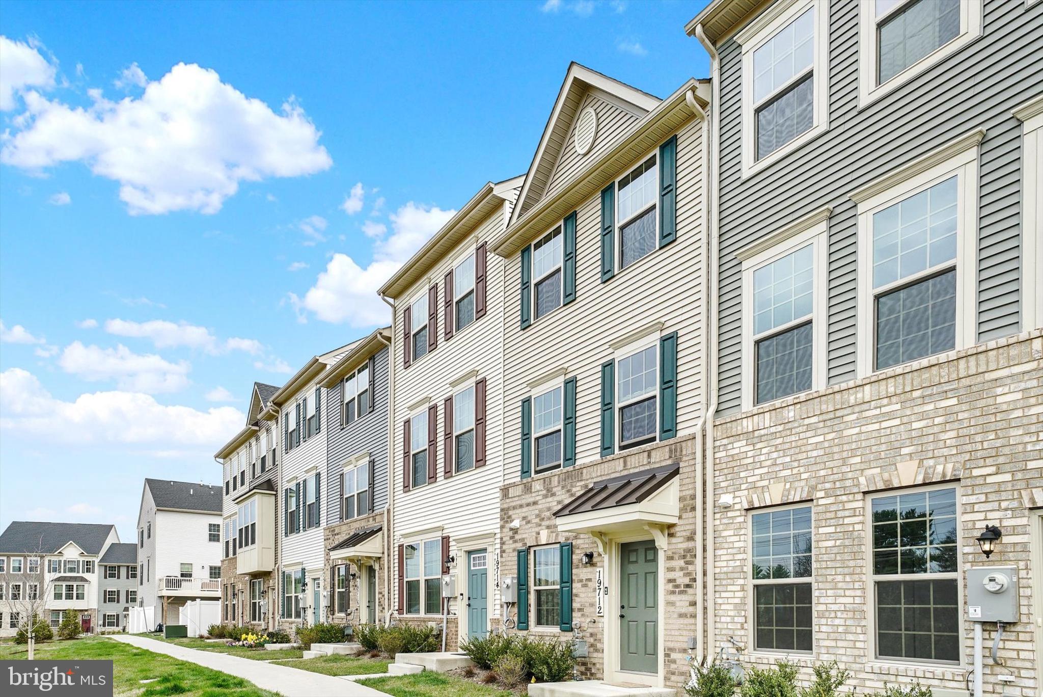 MONTGOMERY VILLAGE - Residential