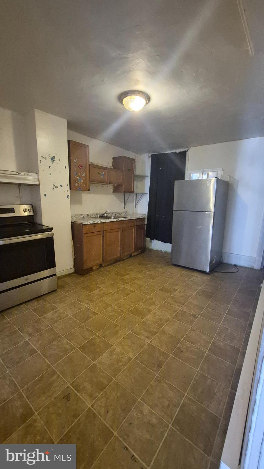 NORRISTOWN - Residential