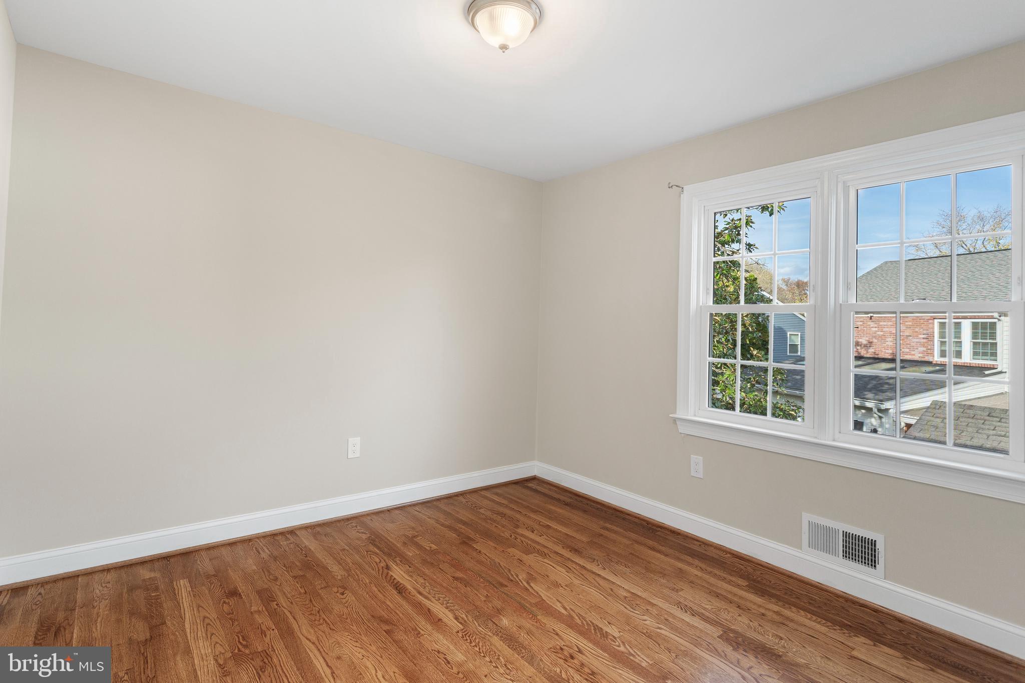 HIGHLAND STONE - Residential Lease
