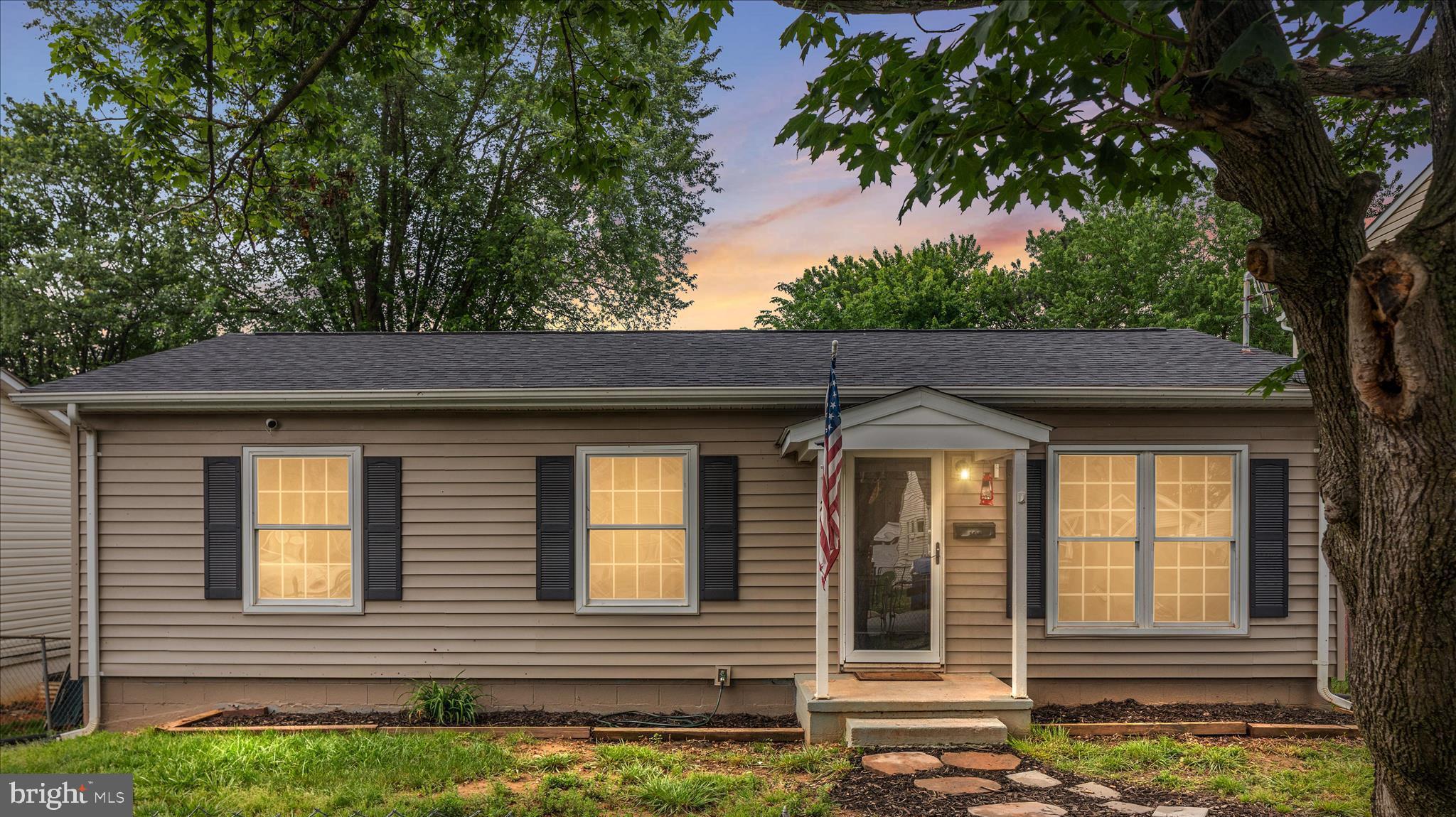 Welcome home! Experience stylish main-level living in this beautifully renovated 3-bedroom, 1.5-bath home in the highly desirable Royal Village community. Freshly painted throughout, this move-in ready property features new luxury vinyl plank flooring, stainless-steel appliance package, upgraded kitchen countertops, painted cabinetry, a large farmhouse sink, and updated bathrooms. Designed for both everyday living and entertaining, the eat-in kitchen flows seamlessly into the spacious living room filled with natural light. The primary bedroom offers generous closet space and convenient access to the updated bathroom. Two additional generously sized bedrooms provide flexibility for family, guests, or a home office and are served by a beautifully updated hall bathroom featuring a white vanity and custom mirror. The expansive unfinished walk-out basement offers endless possibilities for future living space, recreation, storage, or a workshop. Outside, enjoy evenings around the fire pit in the fully fenced yard, complete with a private driveway and plenty of room to relax, play, or entertain. Additional recent improvements include a new roof and new sump pump for added peace of mind. Ideally located near the heart of Front Royal, you will enjoy convenient access to dining, shopping, entertainment, and everyday amenities. Combining modern updates, functional living space, and an excellent location, this exceptional home is ready for its next owner. Schedule your private showing today!