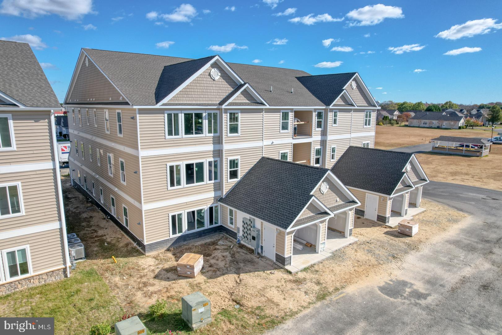 HEARTHSTONE MANOR - Residential