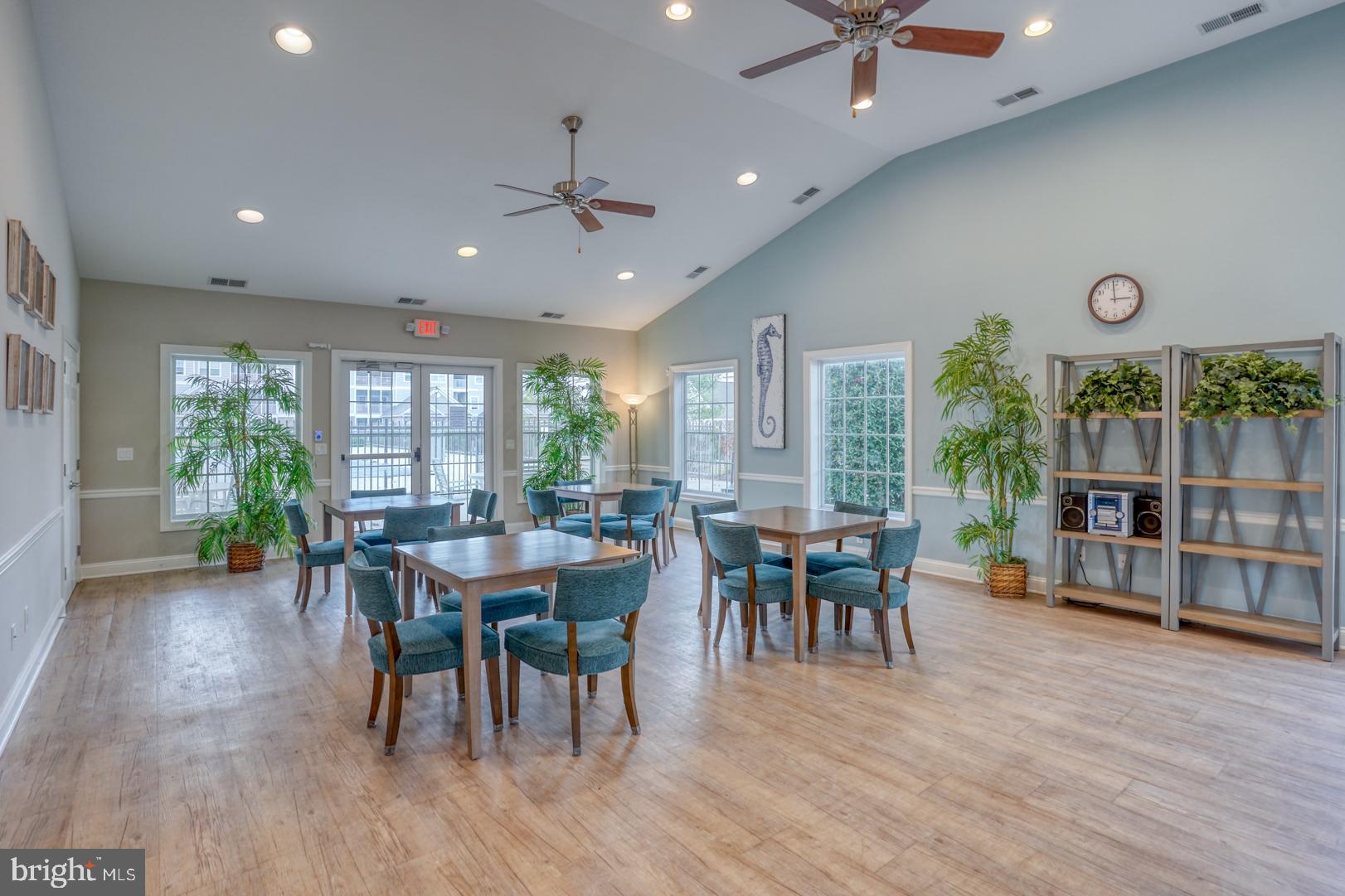 HEARTHSTONE MANOR - Residential