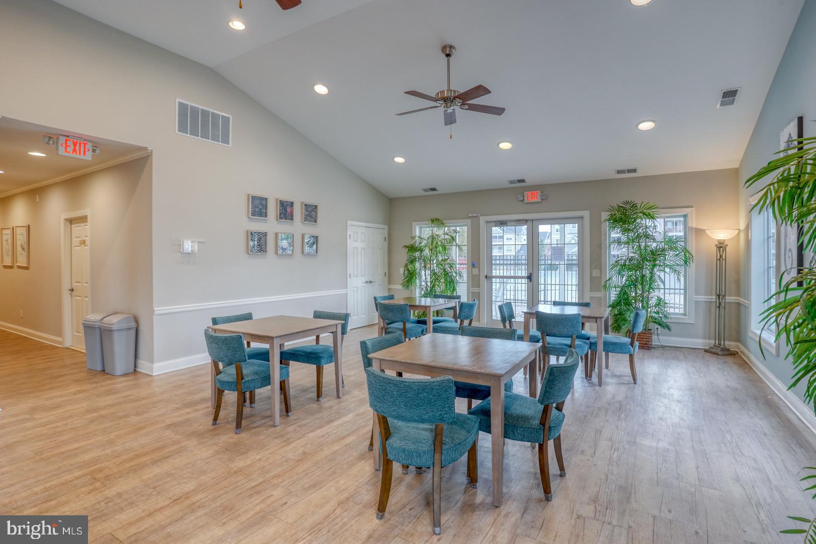 HEARTHSTONE MANOR - Residential
