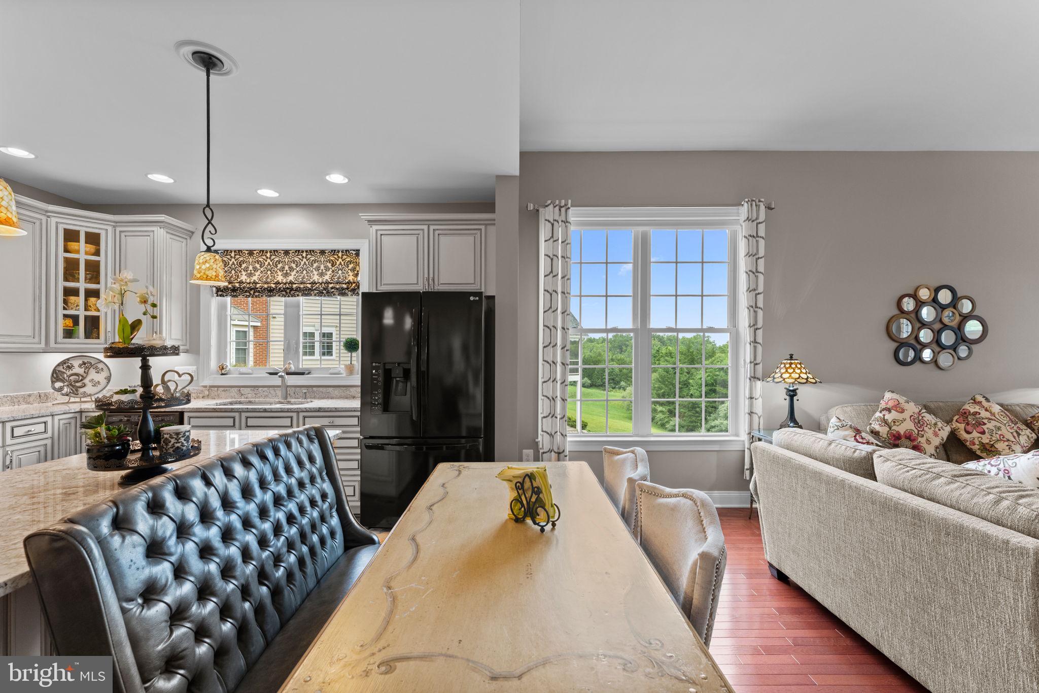 LOUDOUN VALLEY CARRIAGES - Residential