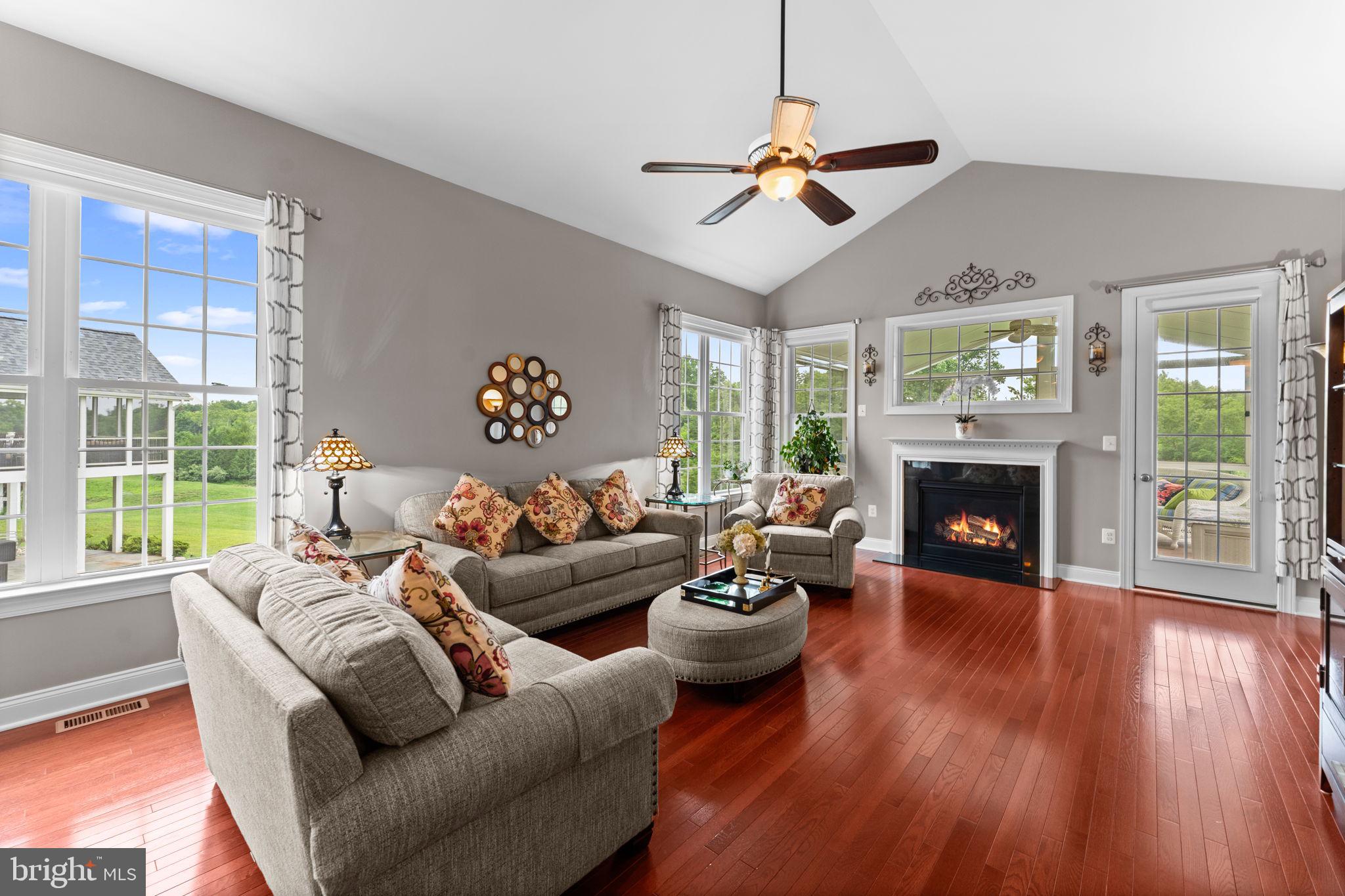 LOUDOUN VALLEY CARRIAGES - Residential