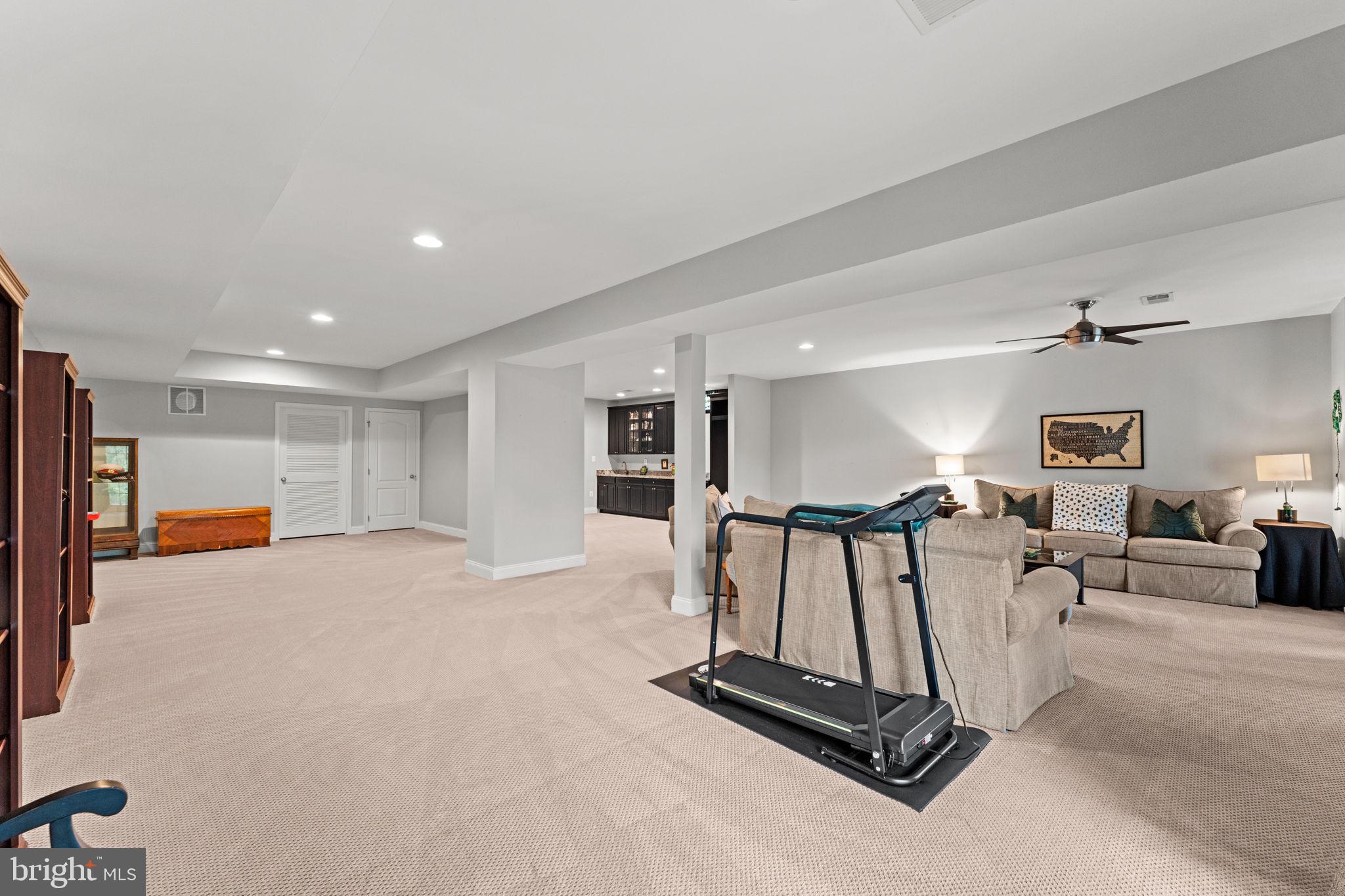 LOUDOUN VALLEY CARRIAGES - Residential