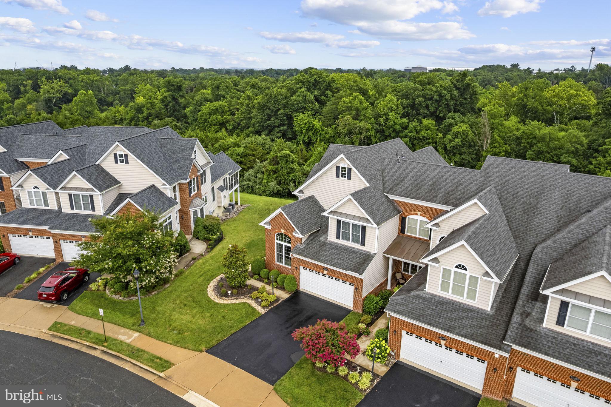LOUDOUN VALLEY CARRIAGES - Residential