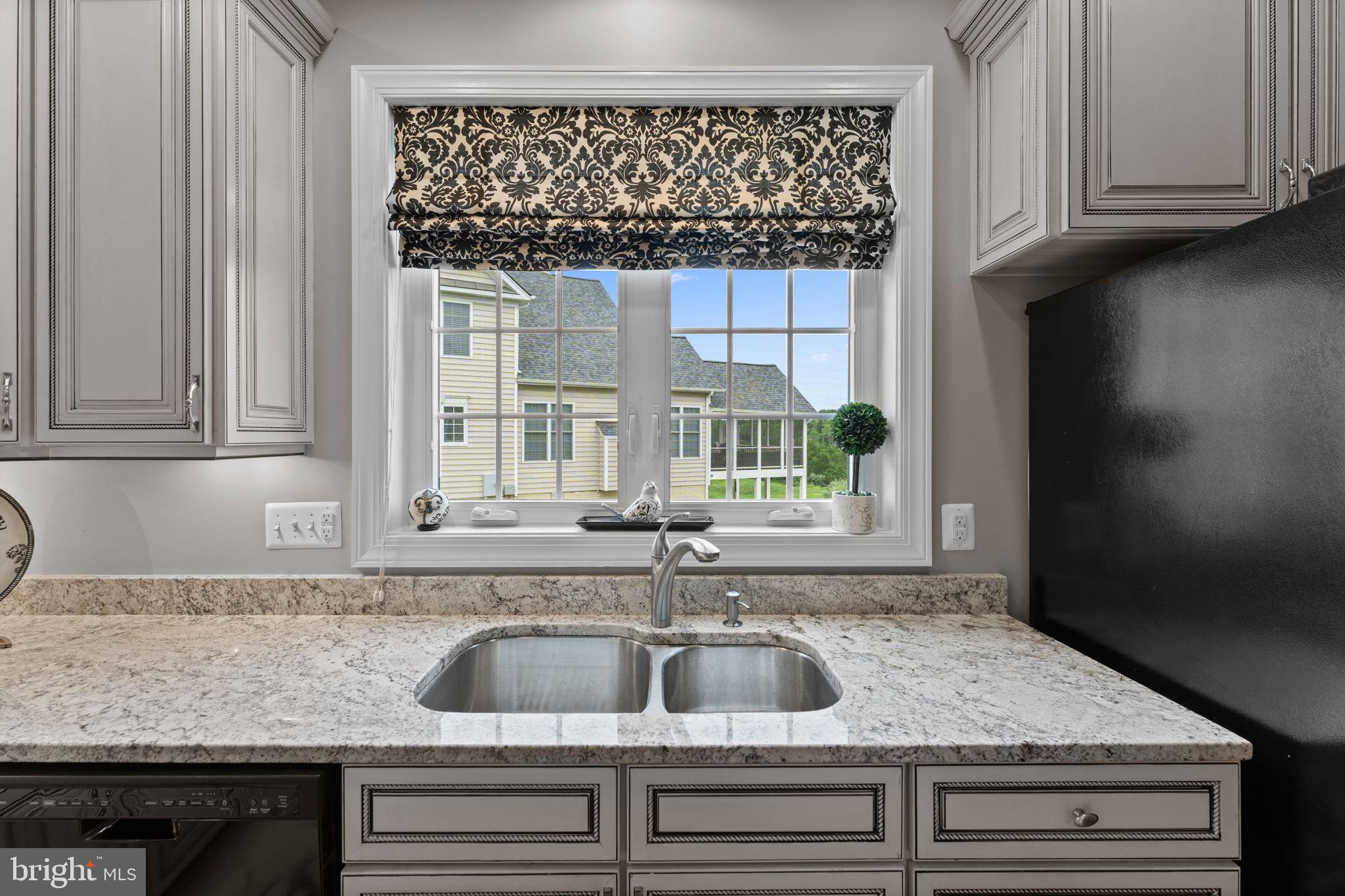 LOUDOUN VALLEY CARRIAGES - Residential