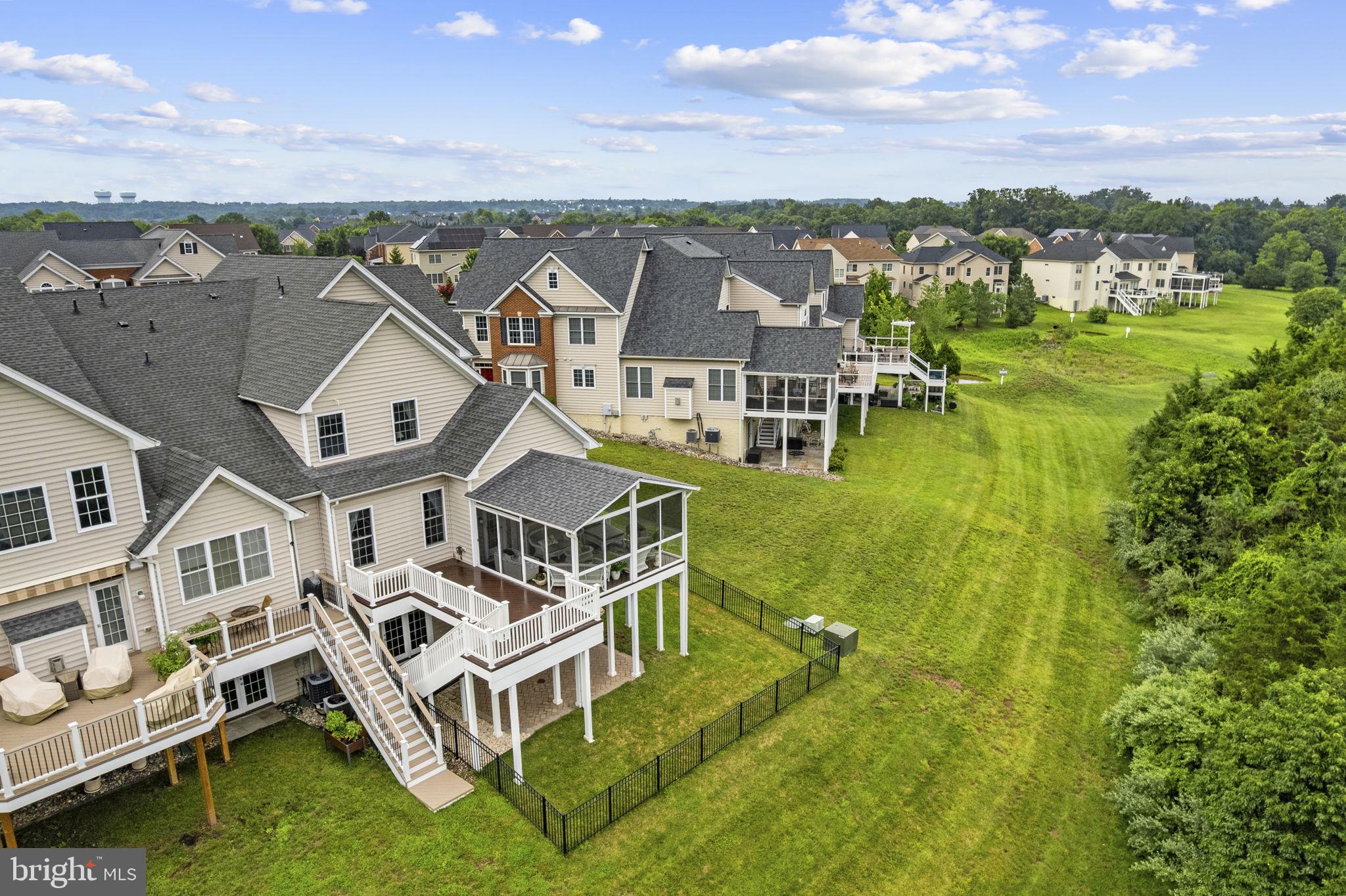 LOUDOUN VALLEY CARRIAGES - Residential