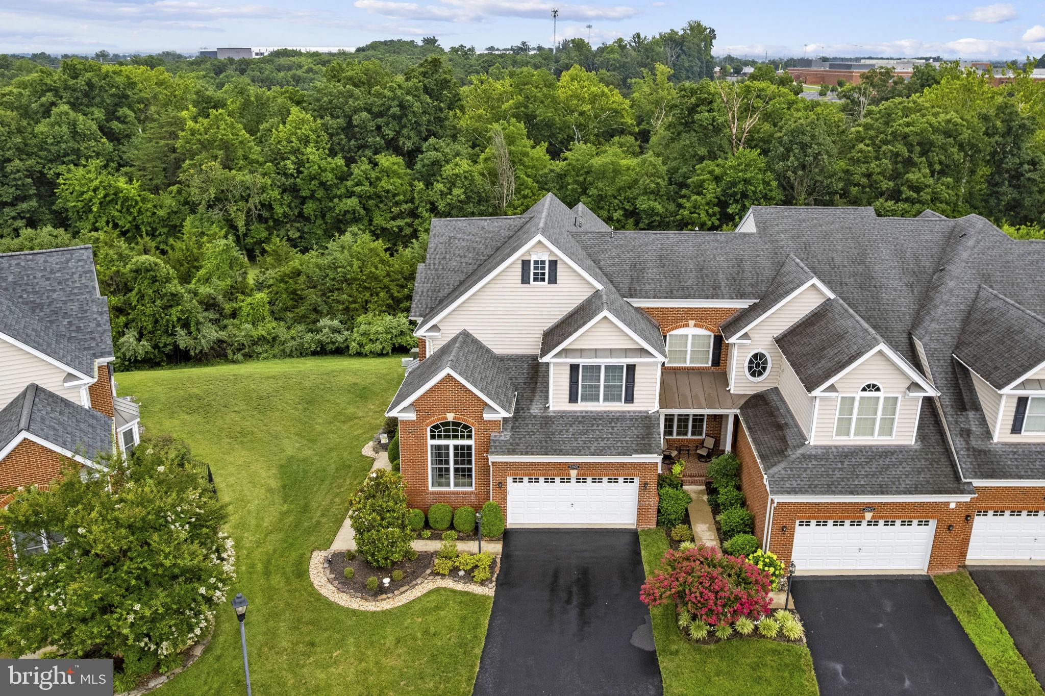 LOUDOUN VALLEY CARRIAGES - Residential