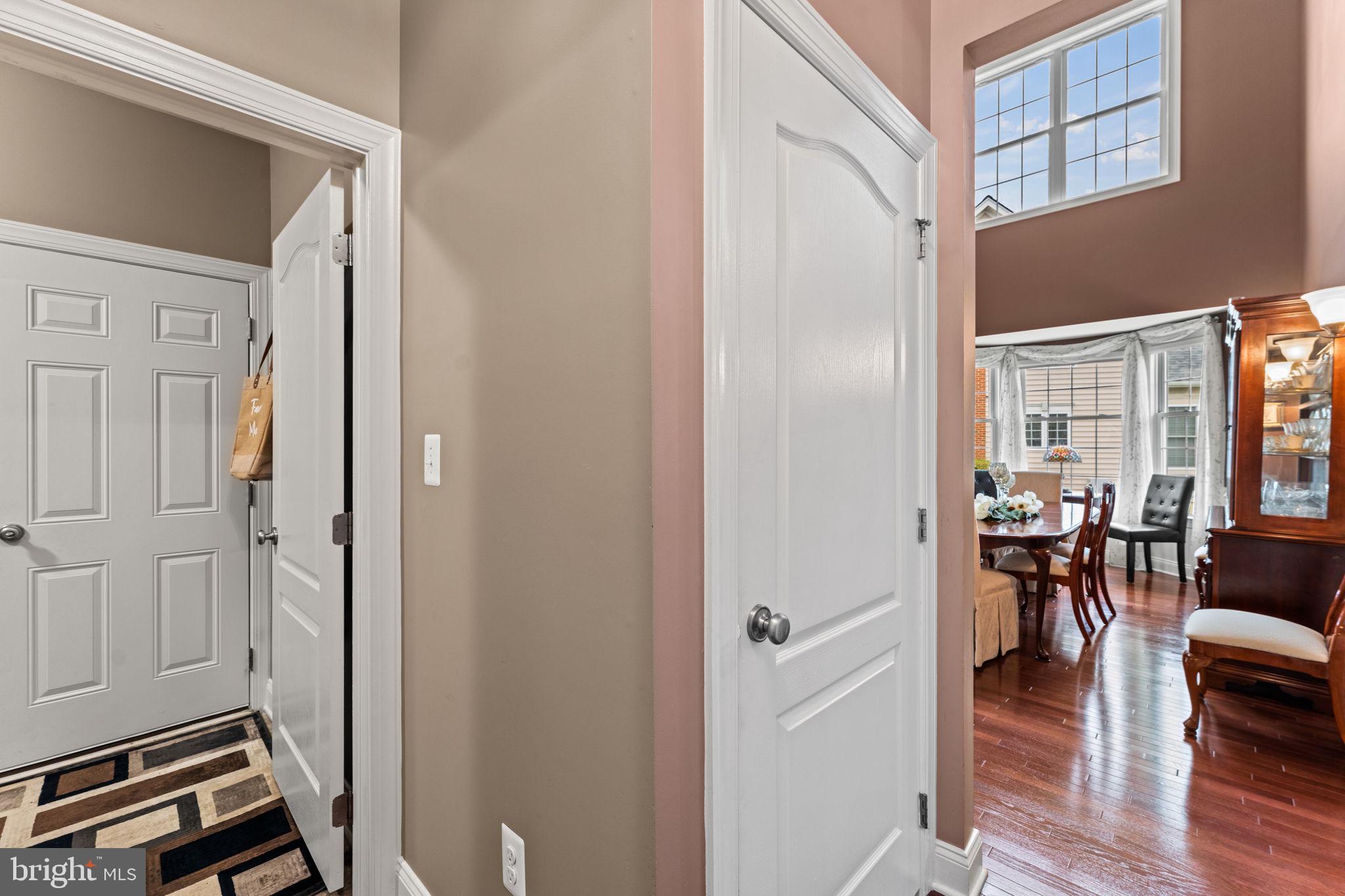 LOUDOUN VALLEY CARRIAGES - Residential