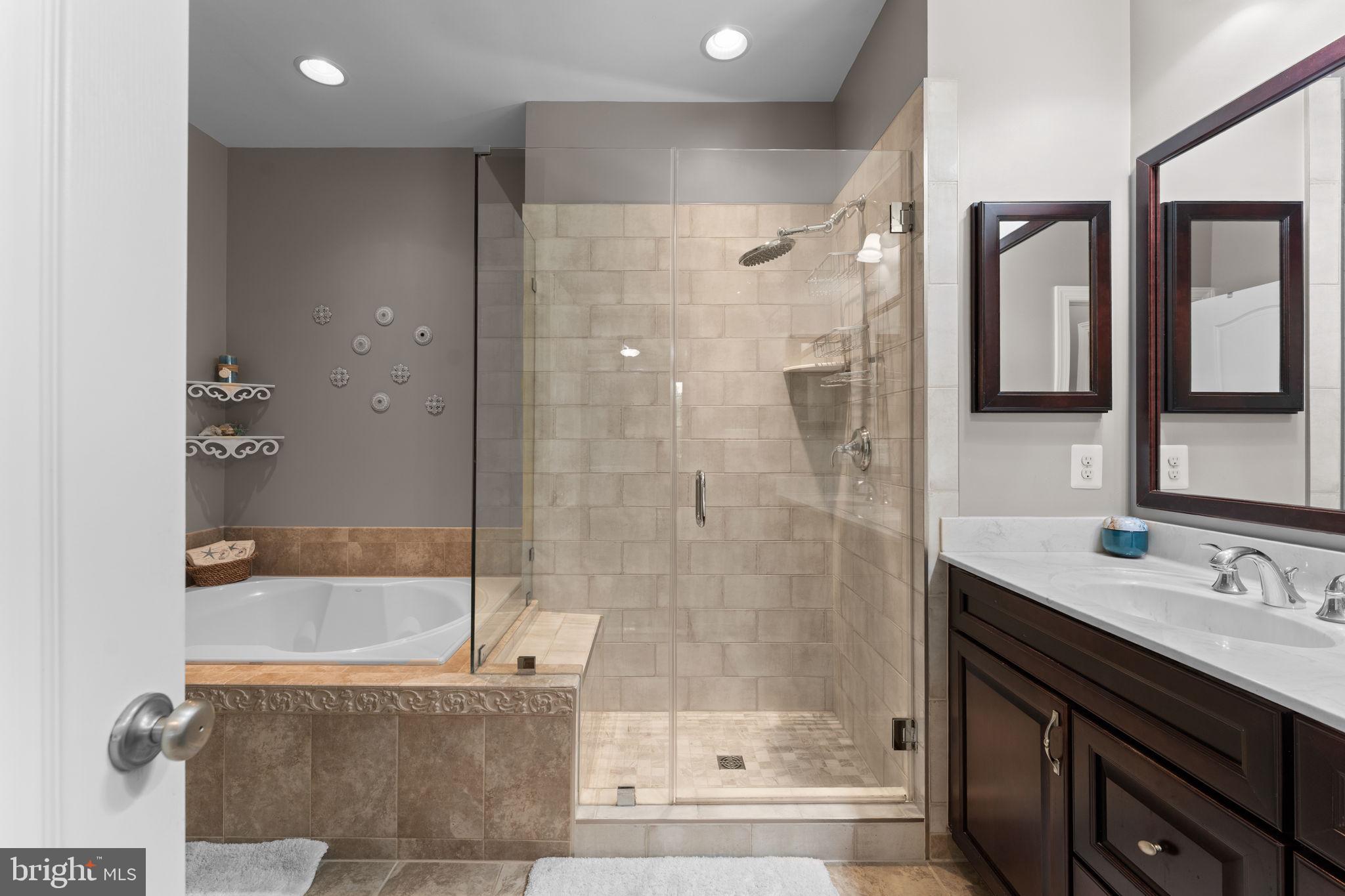 LOUDOUN VALLEY CARRIAGES - Residential