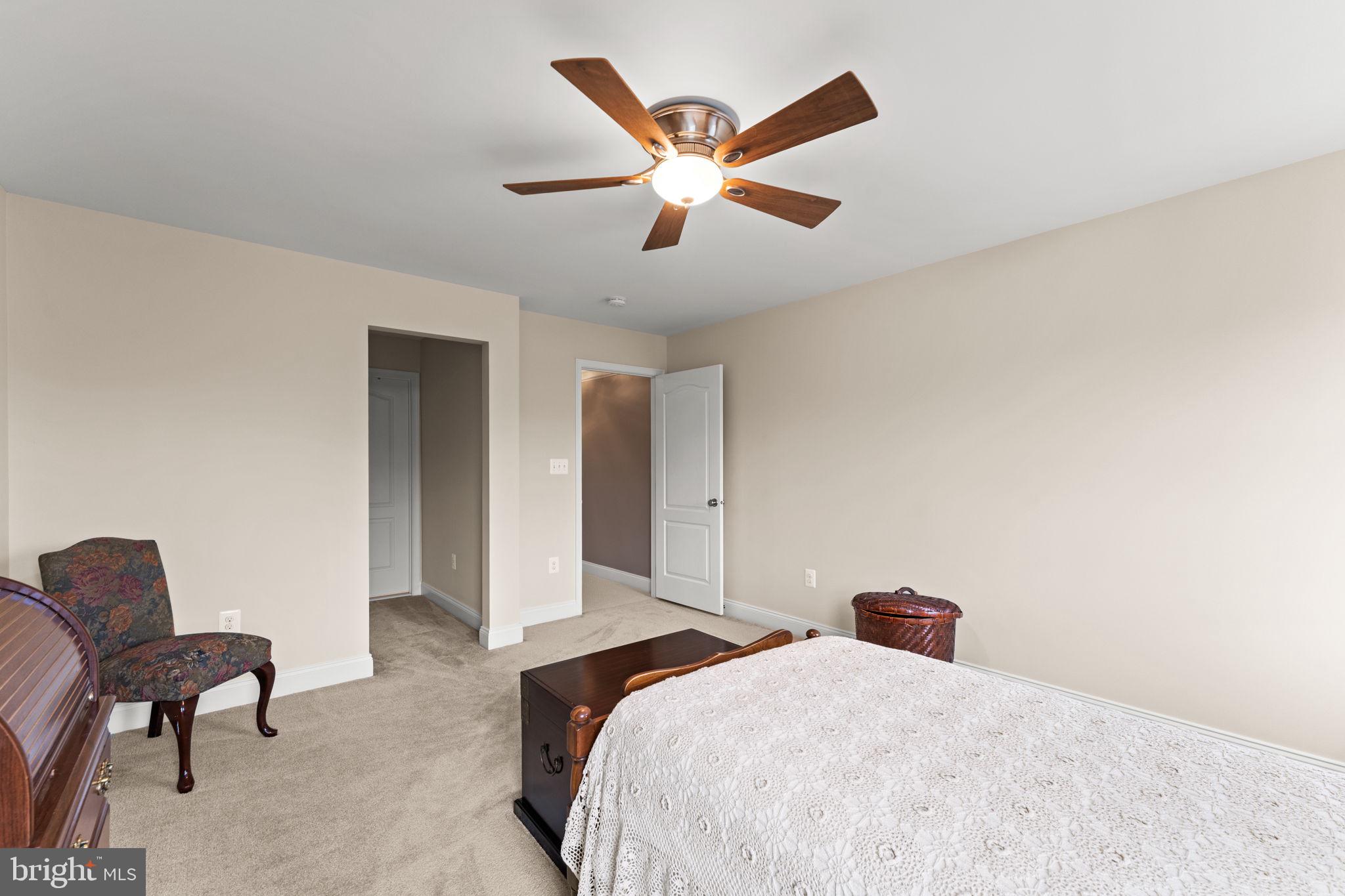 LOUDOUN VALLEY CARRIAGES - Residential