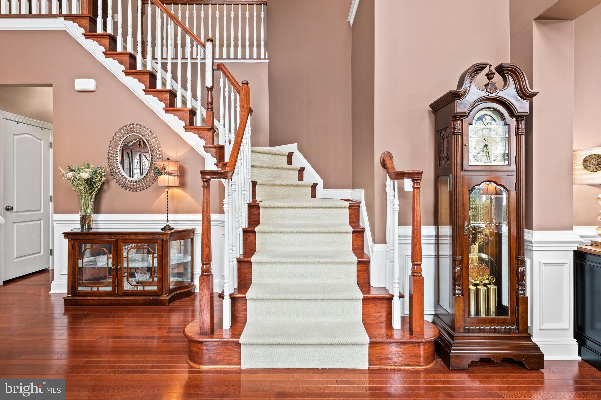 LOUDOUN VALLEY CARRIAGES - Residential