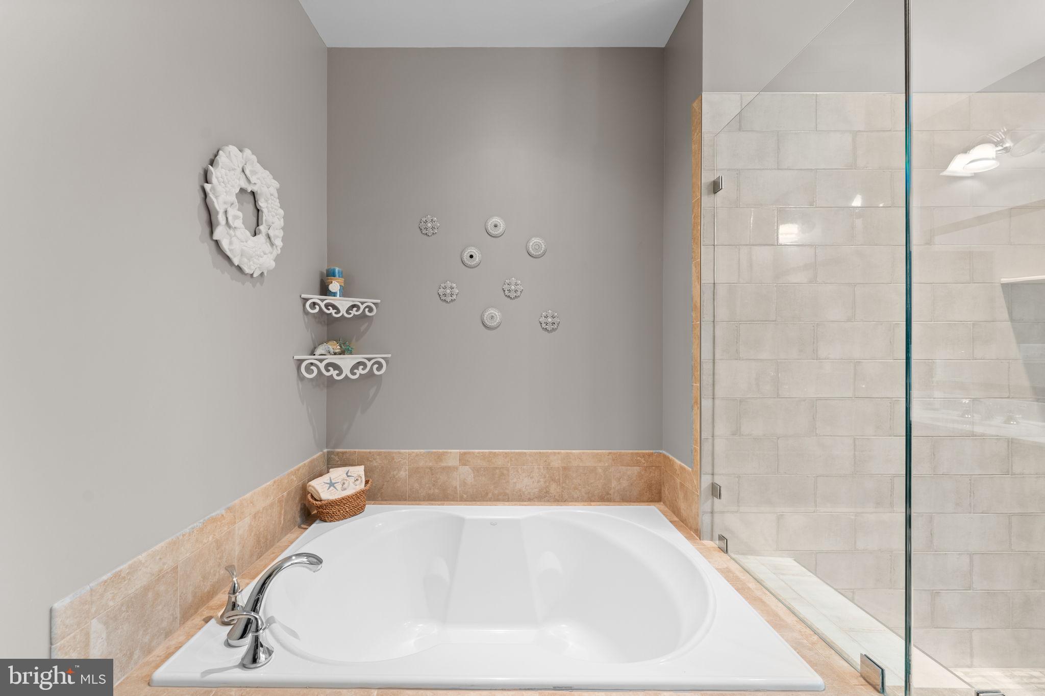 LOUDOUN VALLEY CARRIAGES - Residential
