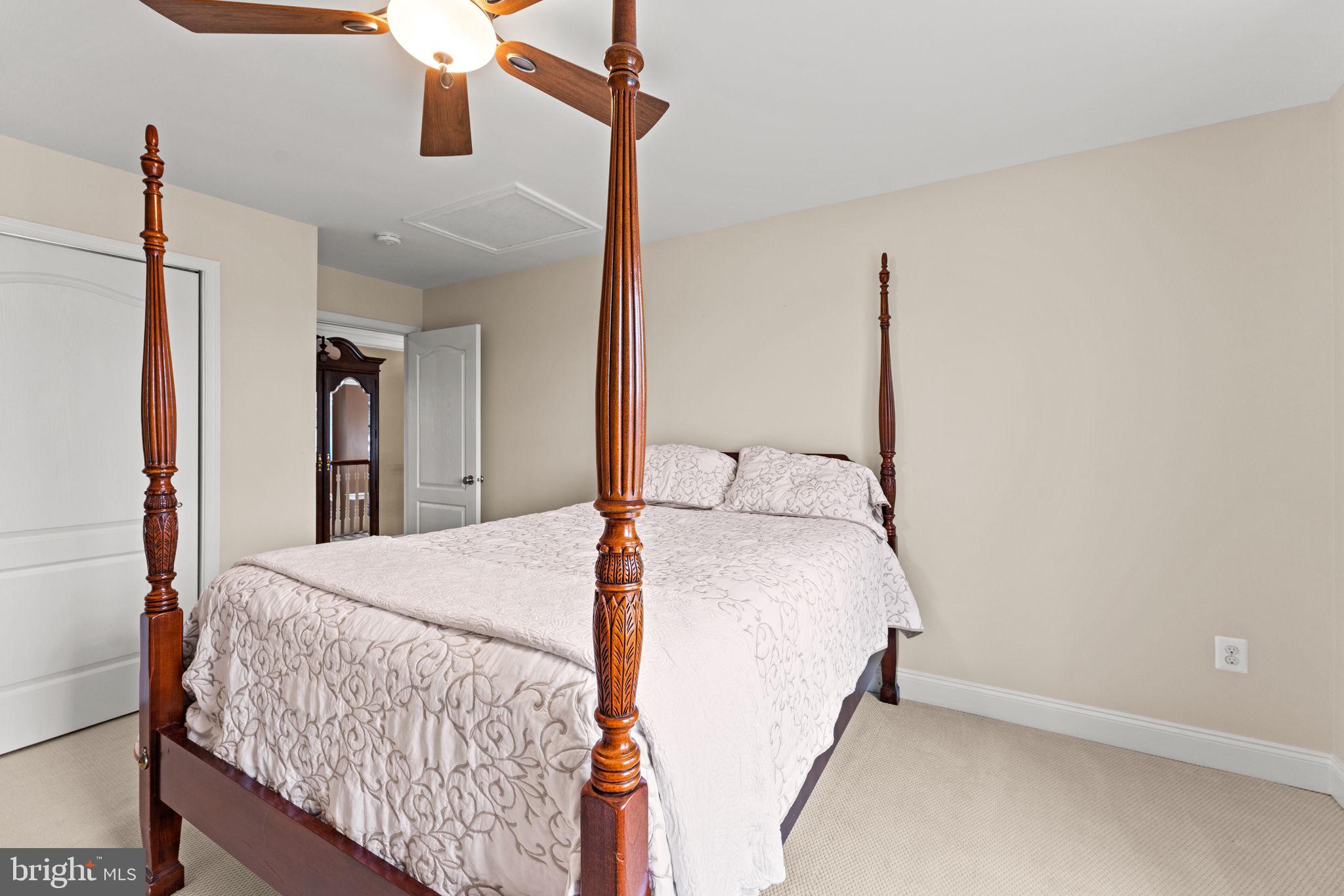 LOUDOUN VALLEY CARRIAGES - Residential